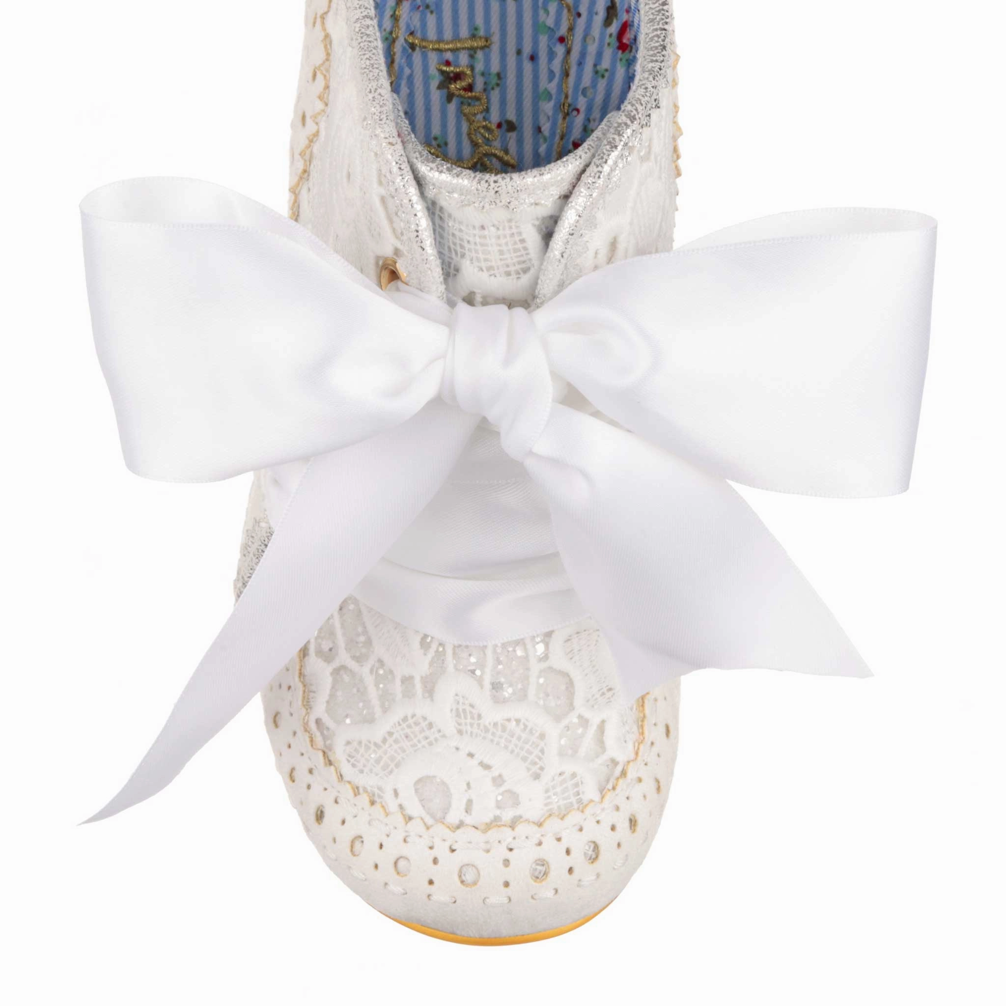 Luxury Vibe Youth Style Abigails Party