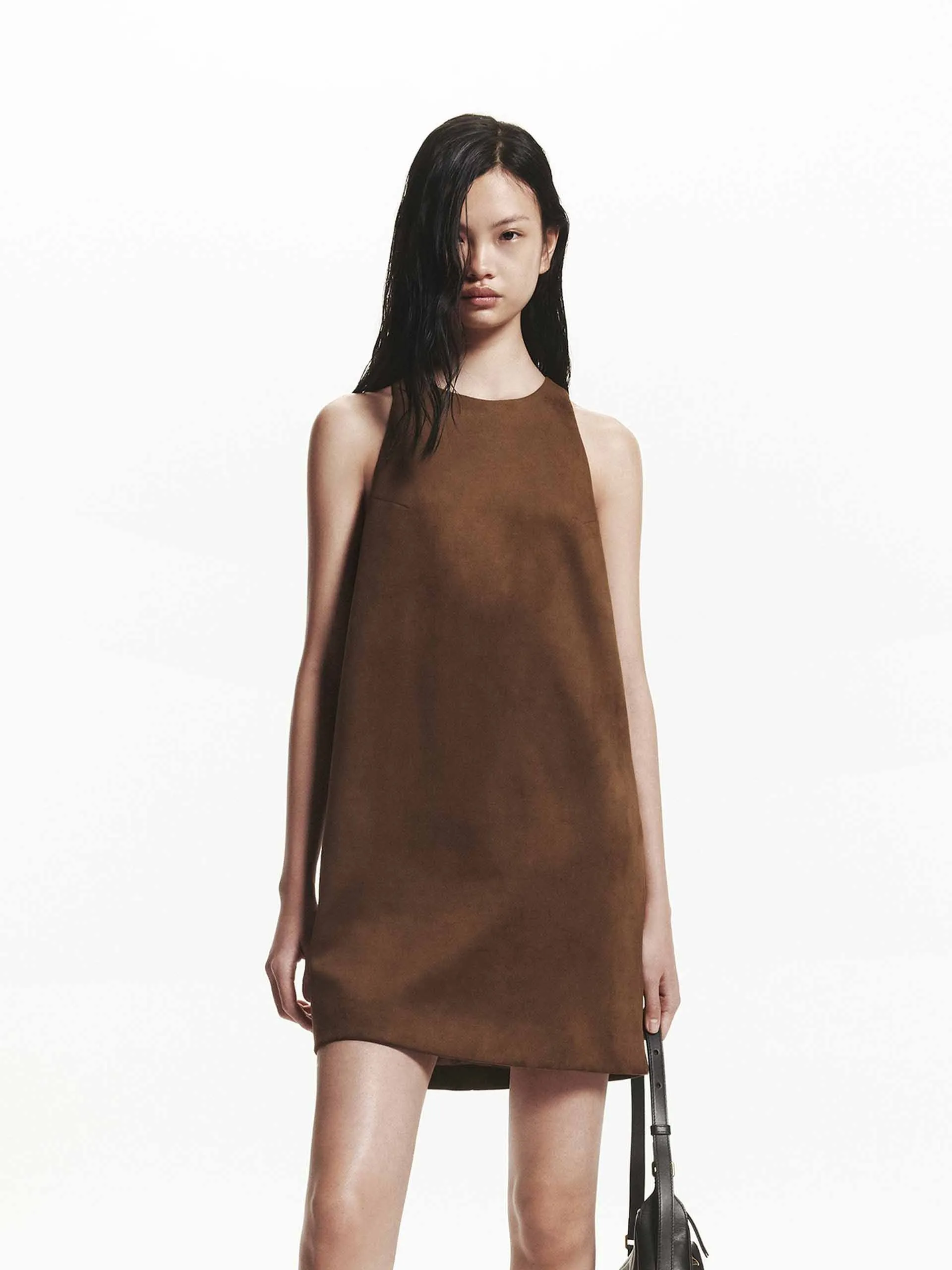 Sleeveless Suede Dress travel mode