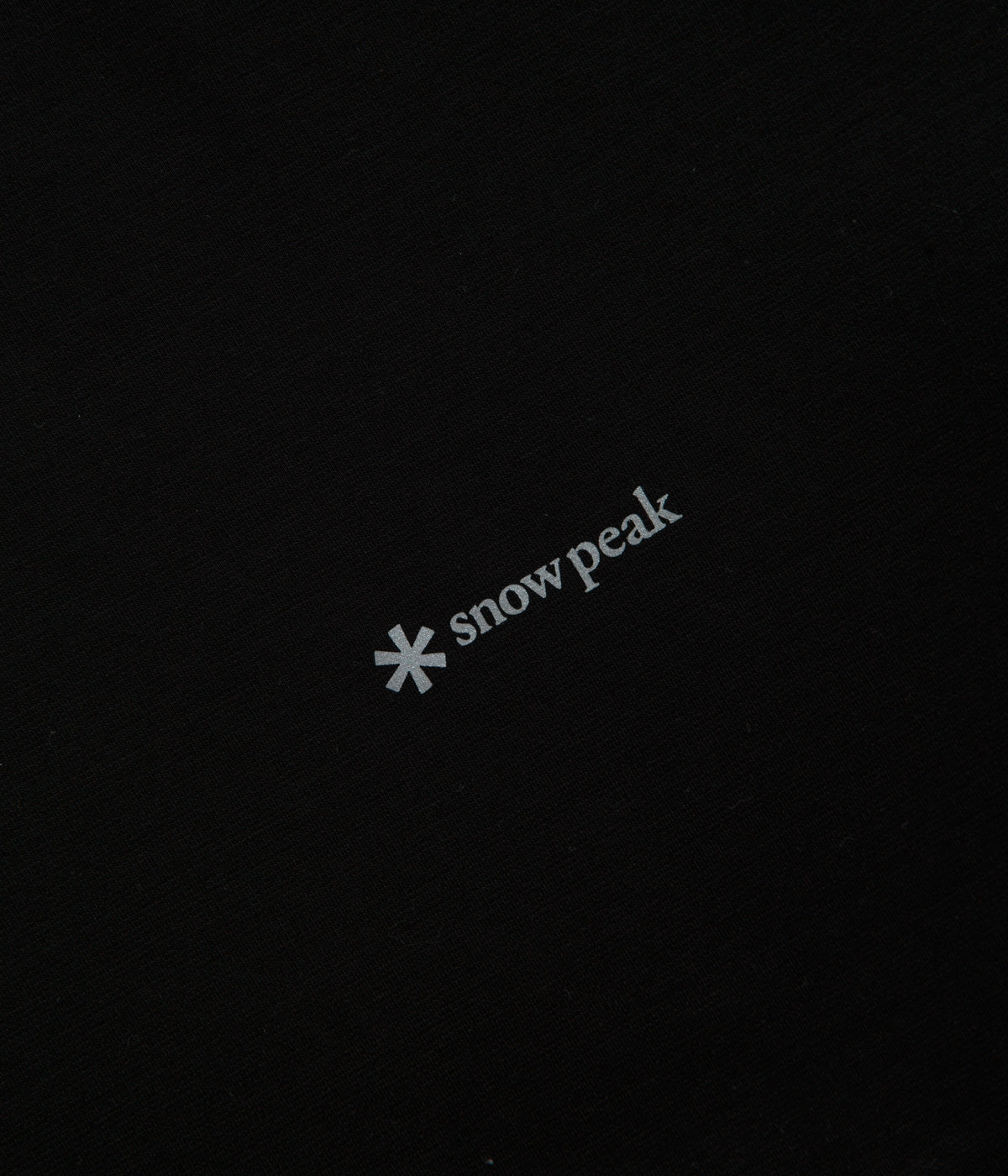 Snow Peak Organic Cotton Mercerized T-Shirt - Black Cool and Comfortable Trendy Top