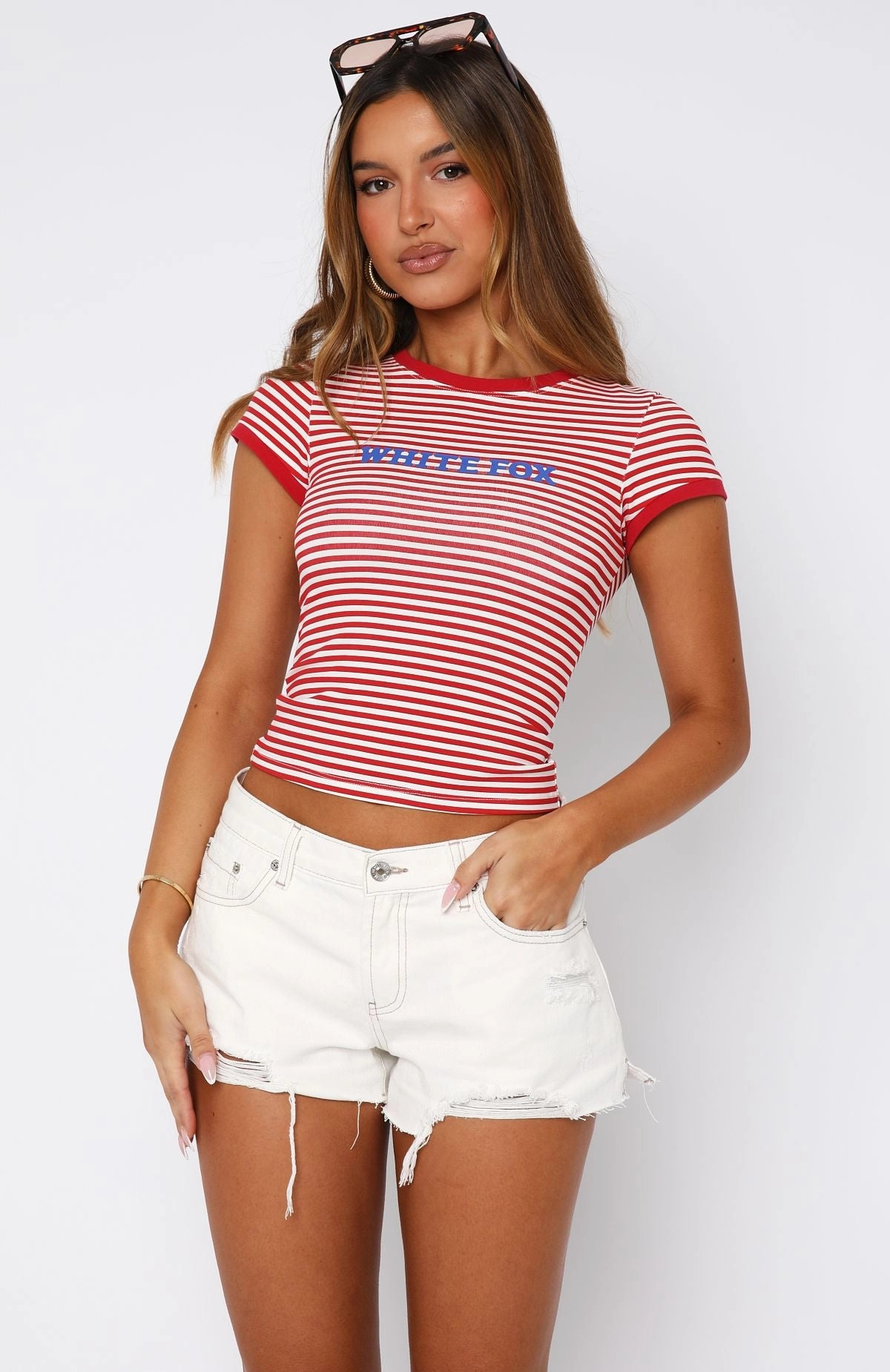 evening dress Public Attention Distressed Denim Shorts Off White