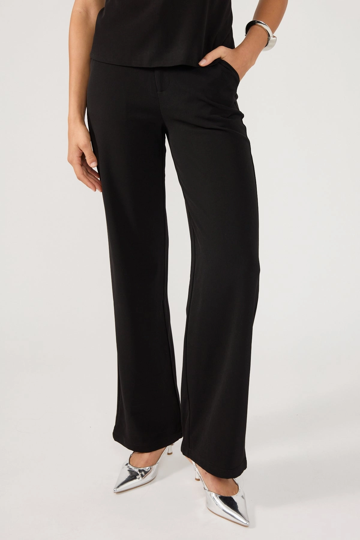 Perfect Stranger Fay High Rise Tailored Pant Black Adjustable Belt Loops Stylish Look