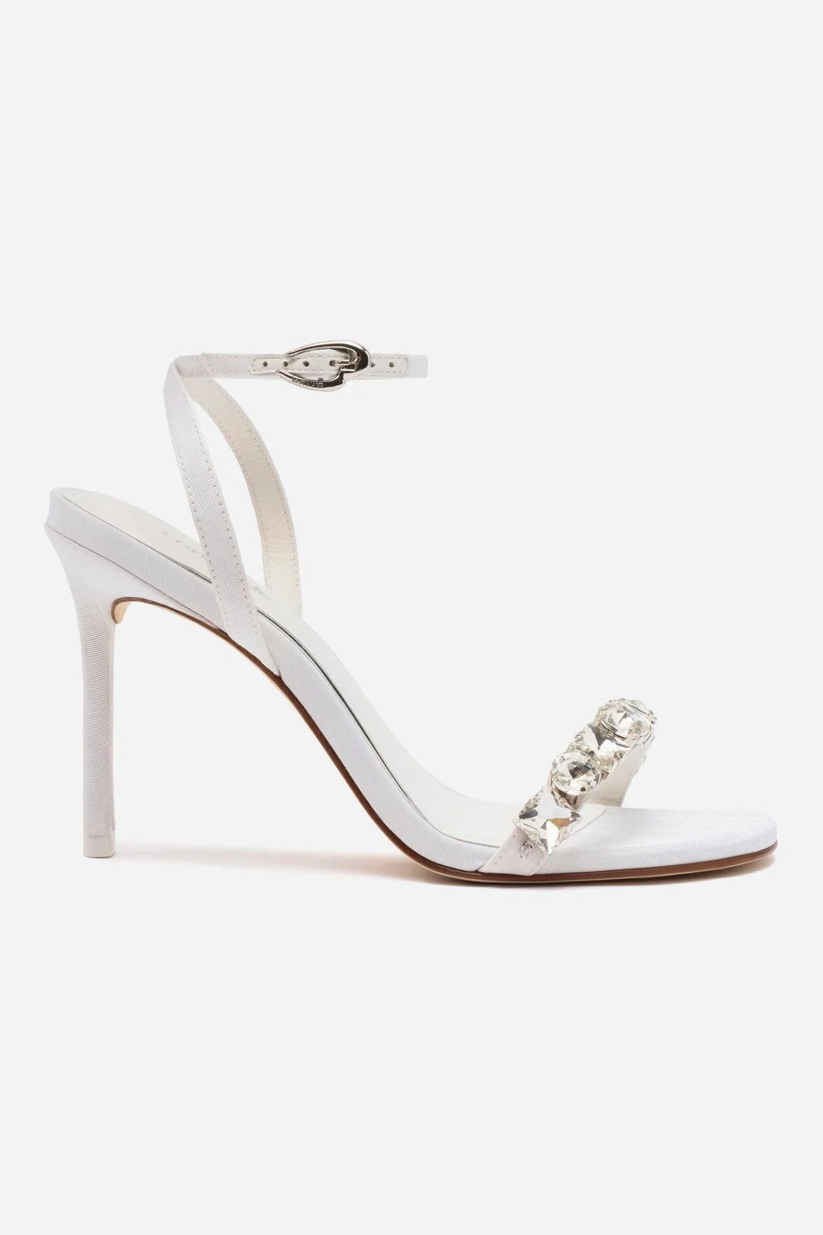 Chic Beach Shoes Calypso Sandal In White Fabric