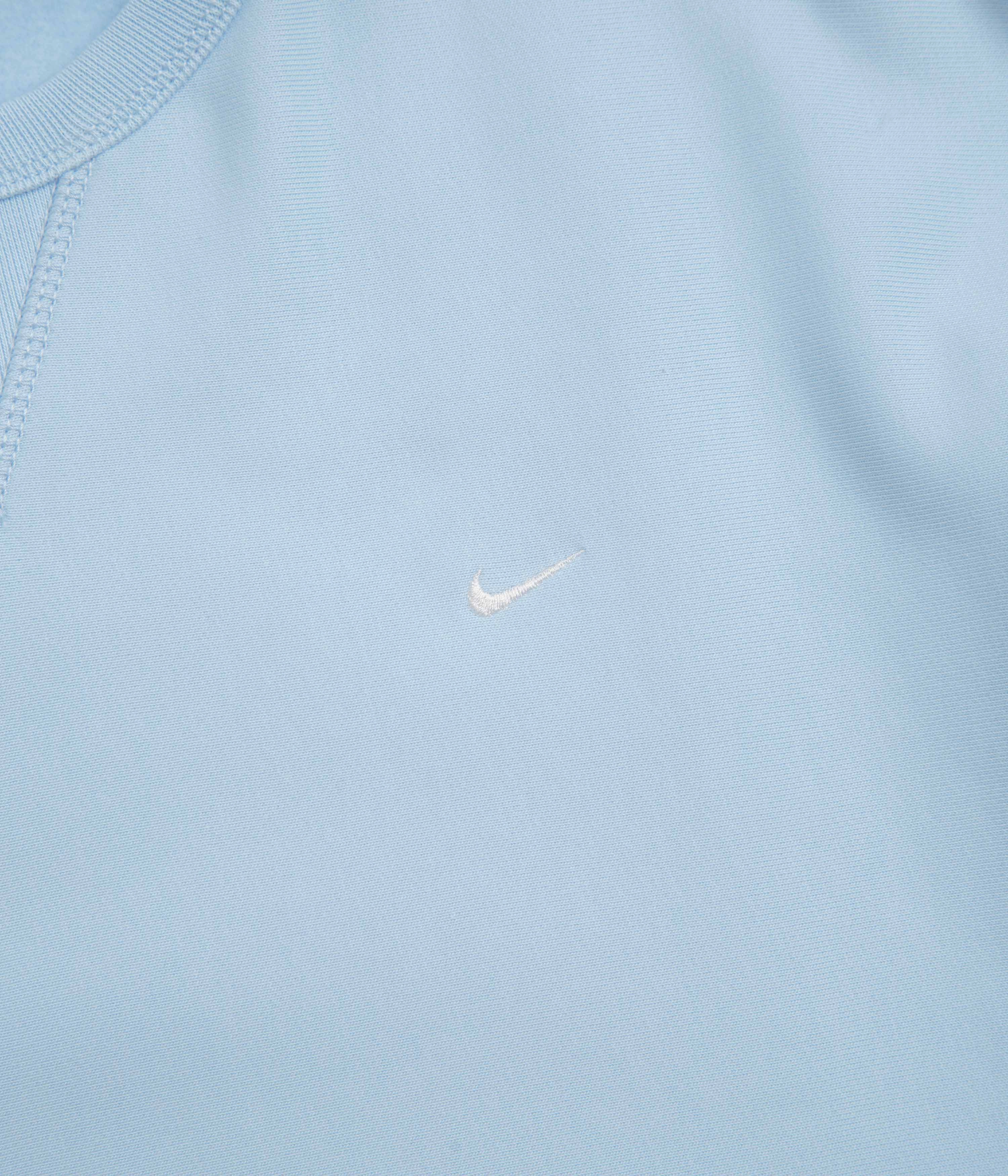 Colorfast Technology Nike Solo Swoosh Crewneck Sweatshirt - Celestine Blue / White