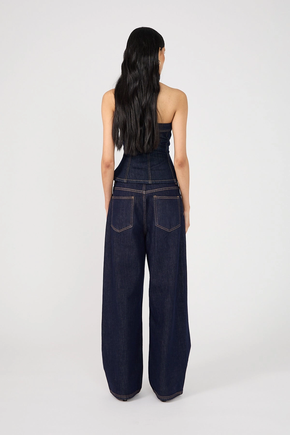 Perfect Stranger Mid Rise 90's Slouch Jean Raw Indigo Casual Spring Mood Classic Wear