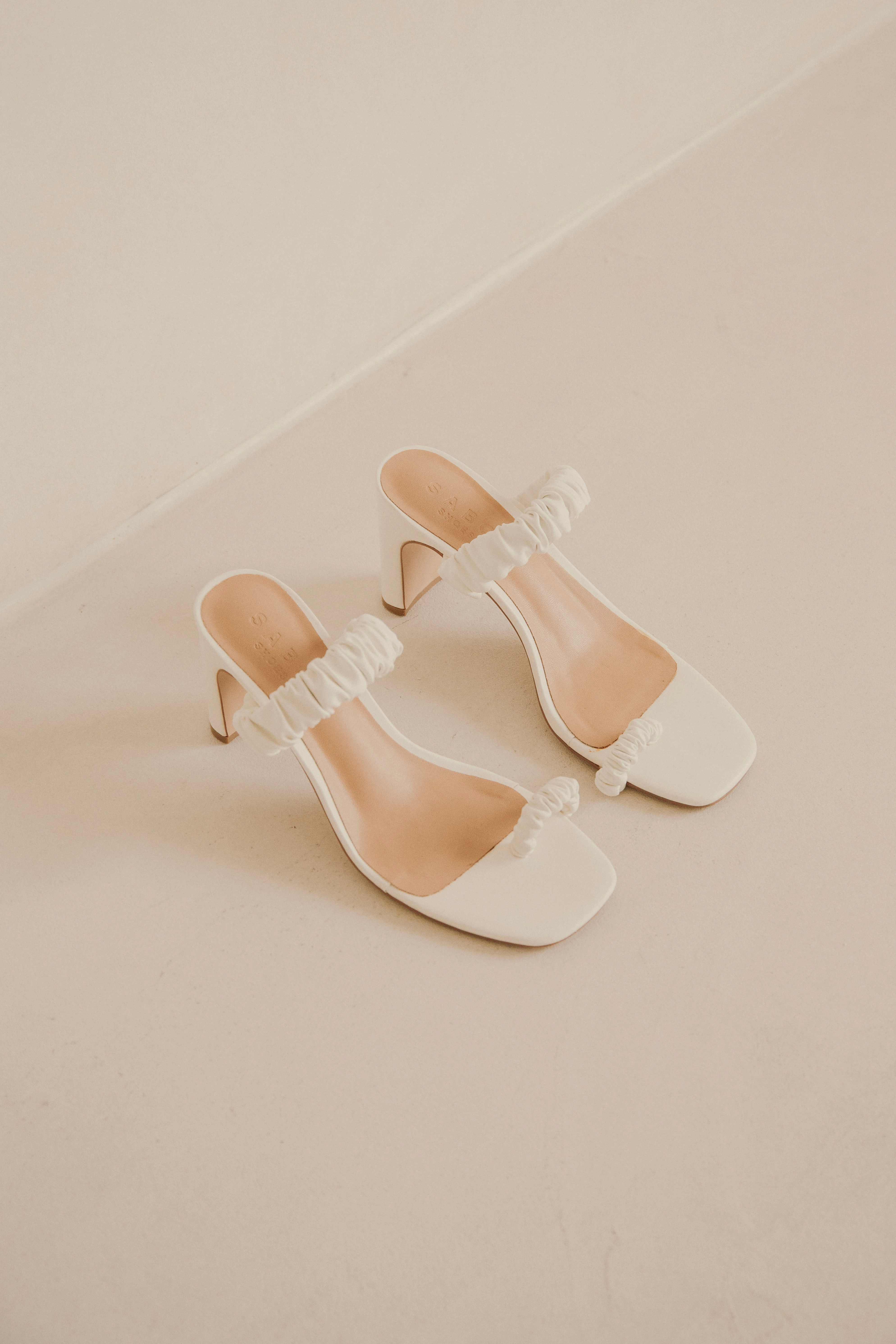 Catalina Heels - White Energetic Mood
