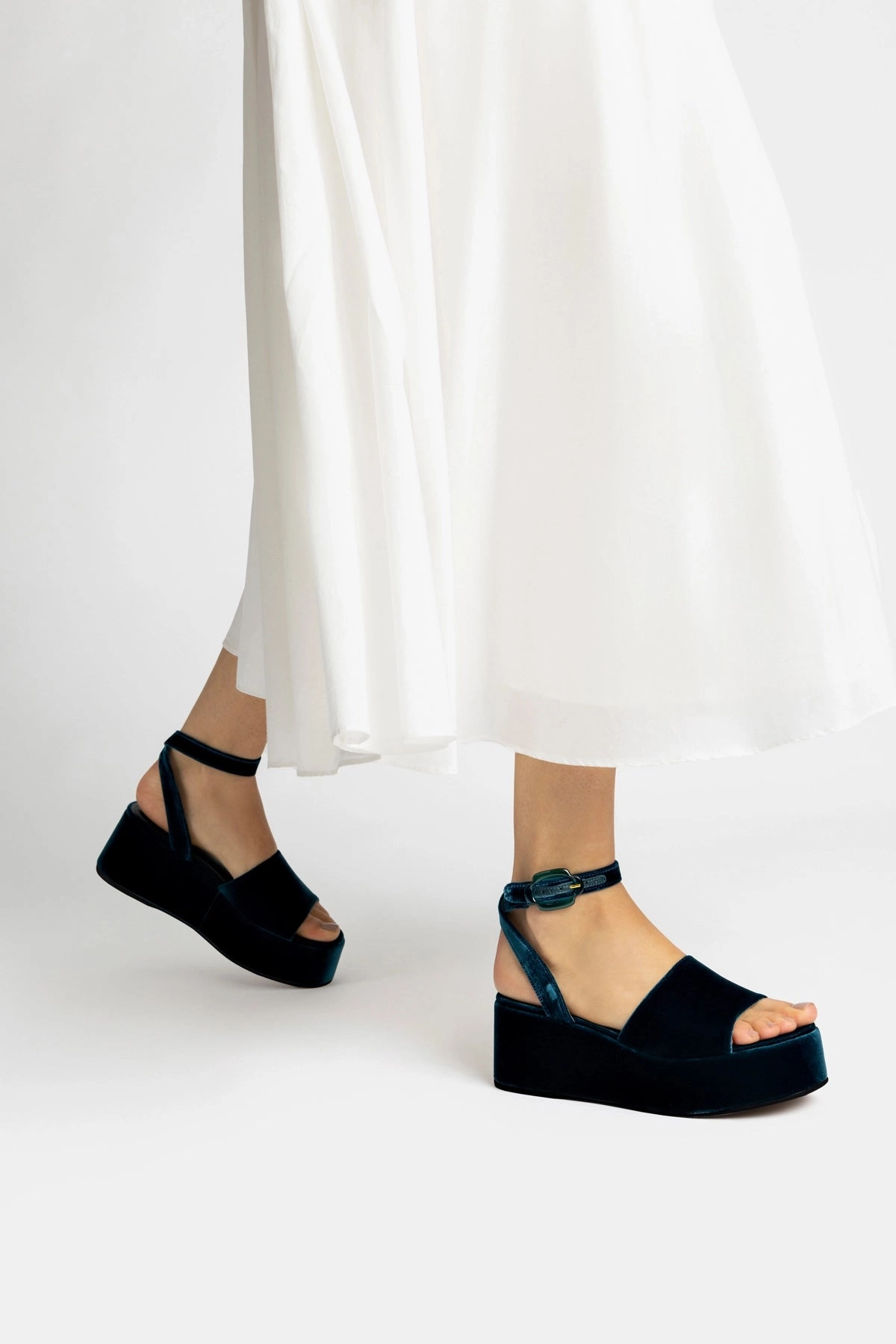 Charli Flatform Sandal In Deepsea Velvet wellness