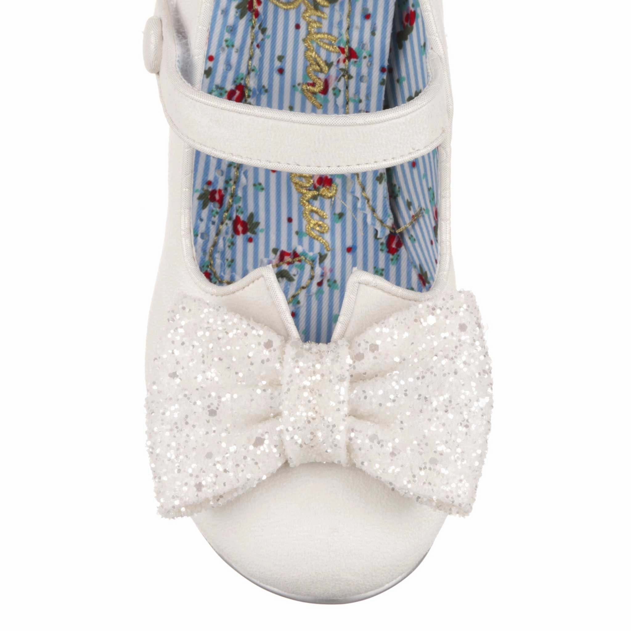 Chic Wedding Sandals confident look Piccolo