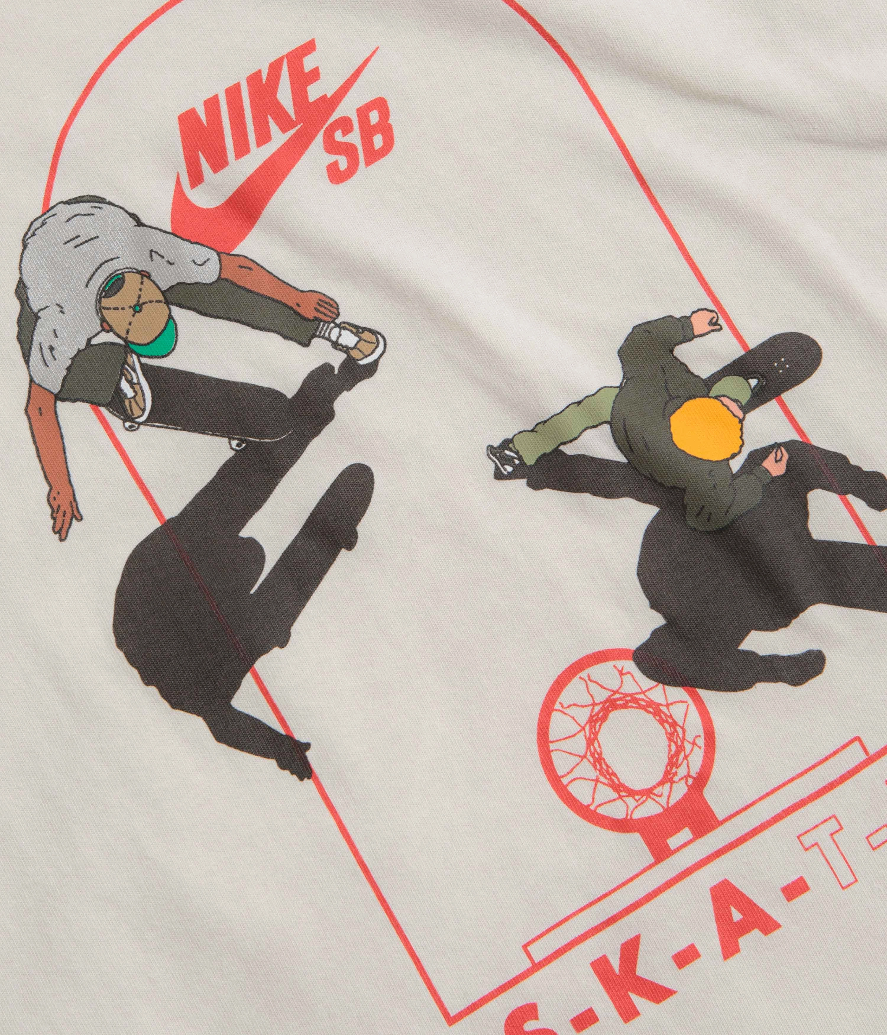 Nike SB Court T-Shirt - Light Bone Curved Hemline