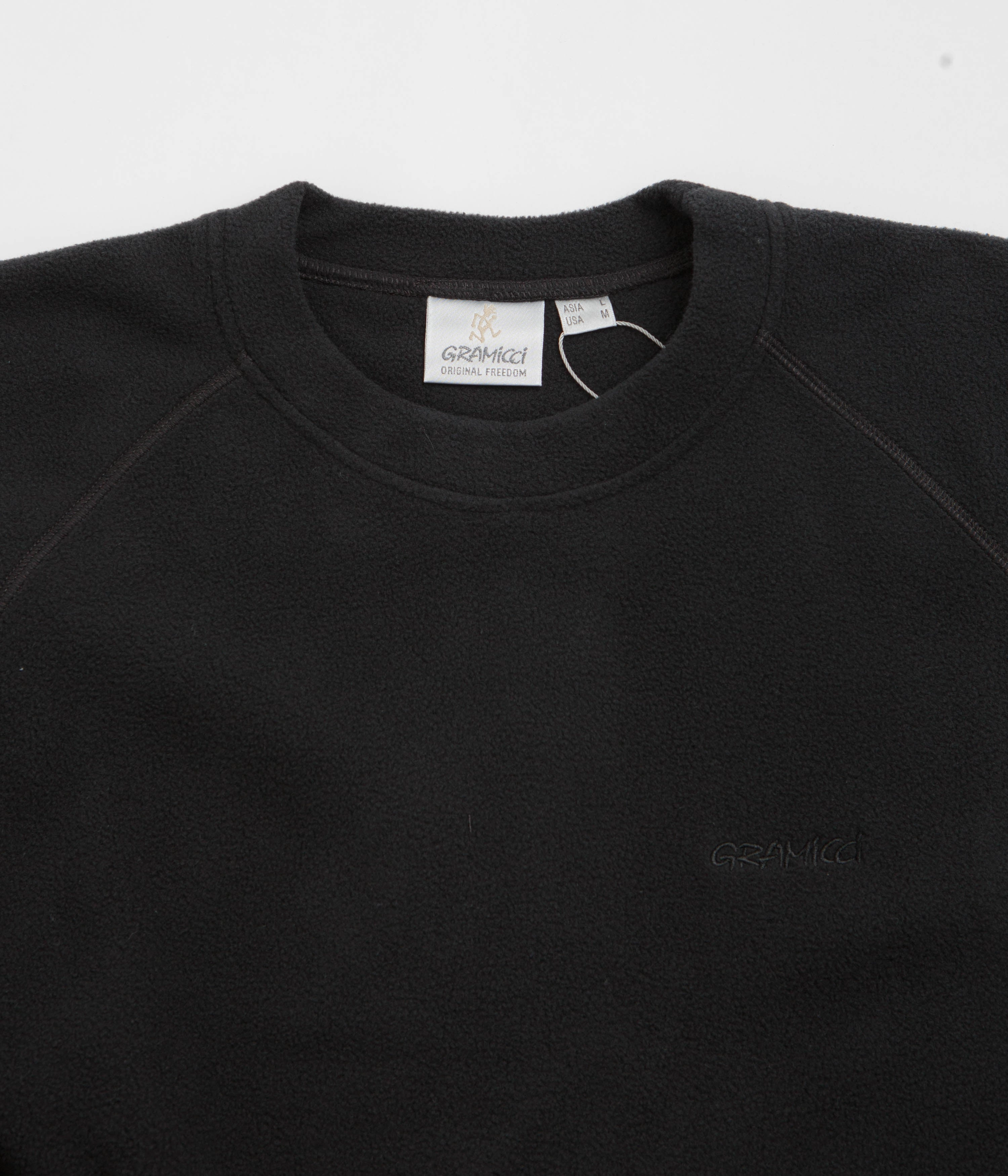 Chilly Layer Look Winter Look Gramicci Thermal Fleece Crewneck Sweatshirt - Black