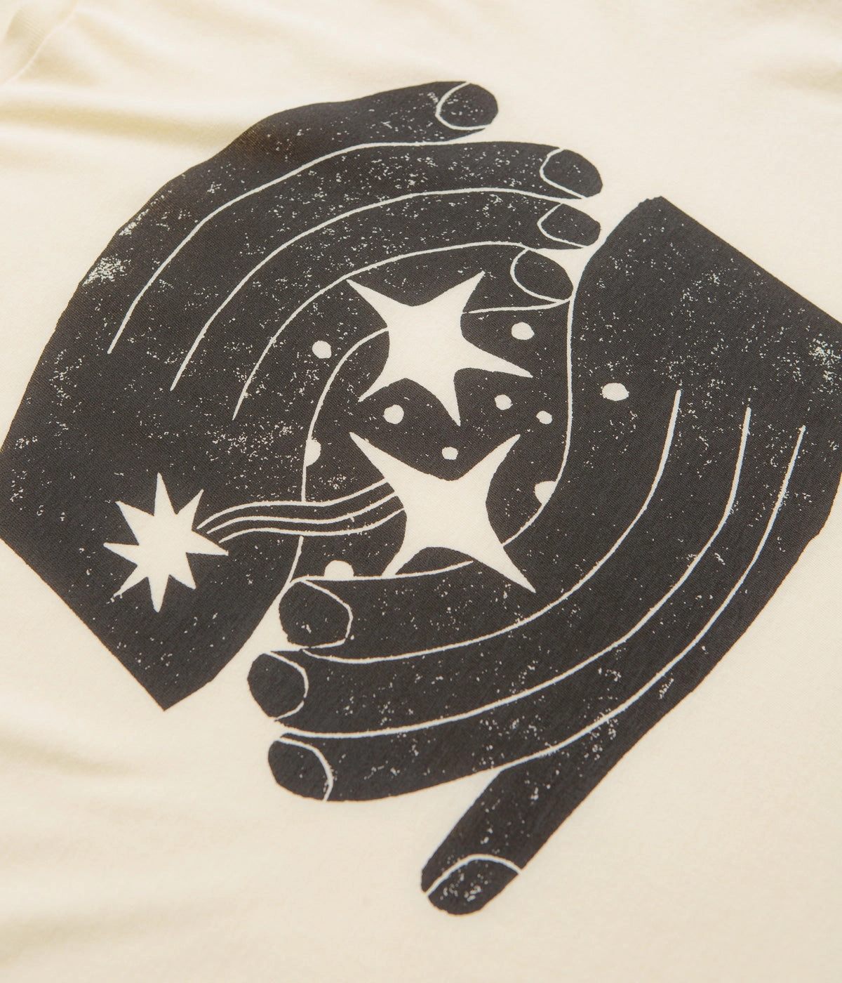 SlimFitDesign Mollusk Space Hands T-Shirt - Super Natural