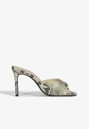 Cloe Sandal City Ready