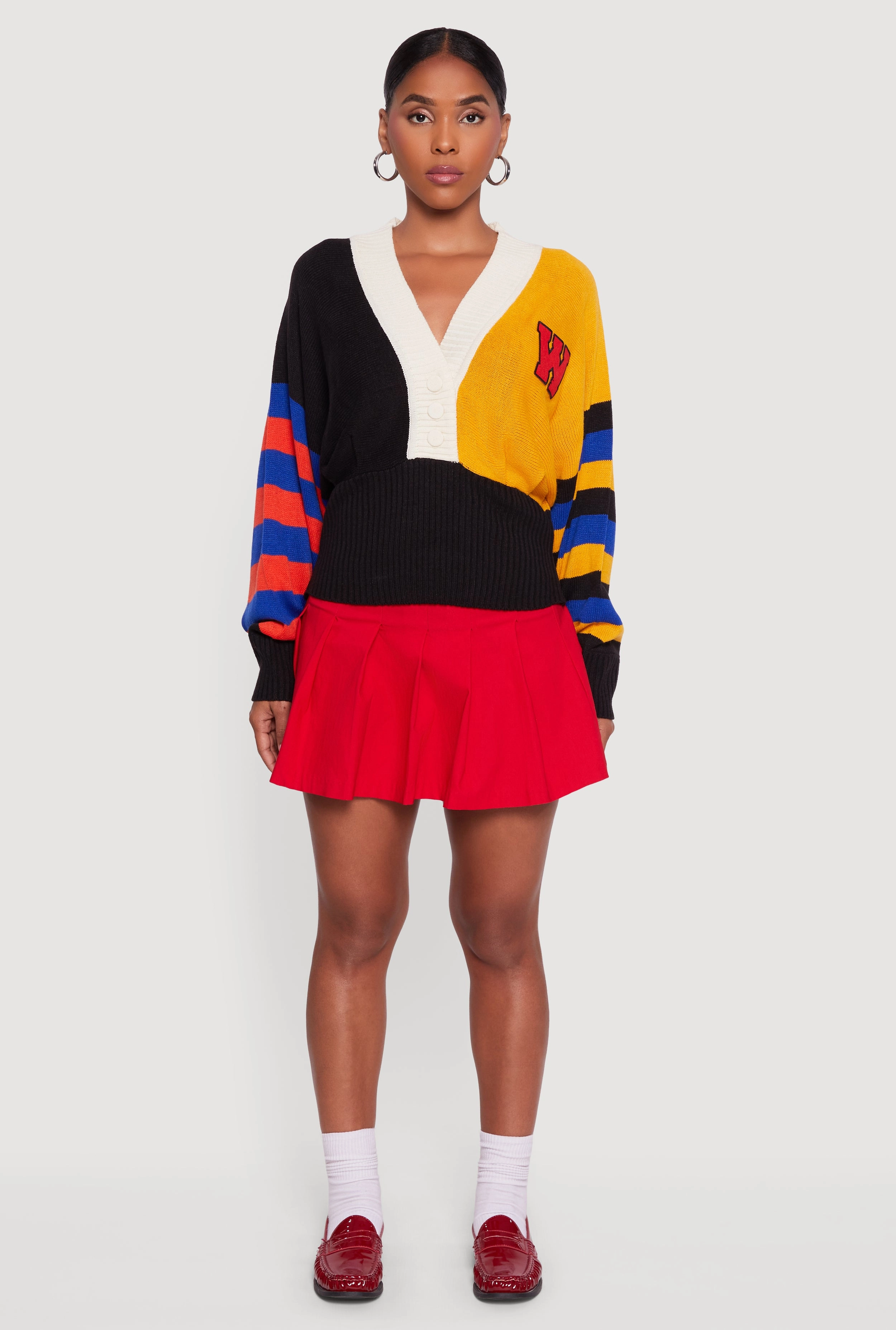 Color Blocked Striped W Patch Graphic Sweater Cozy Knit Design