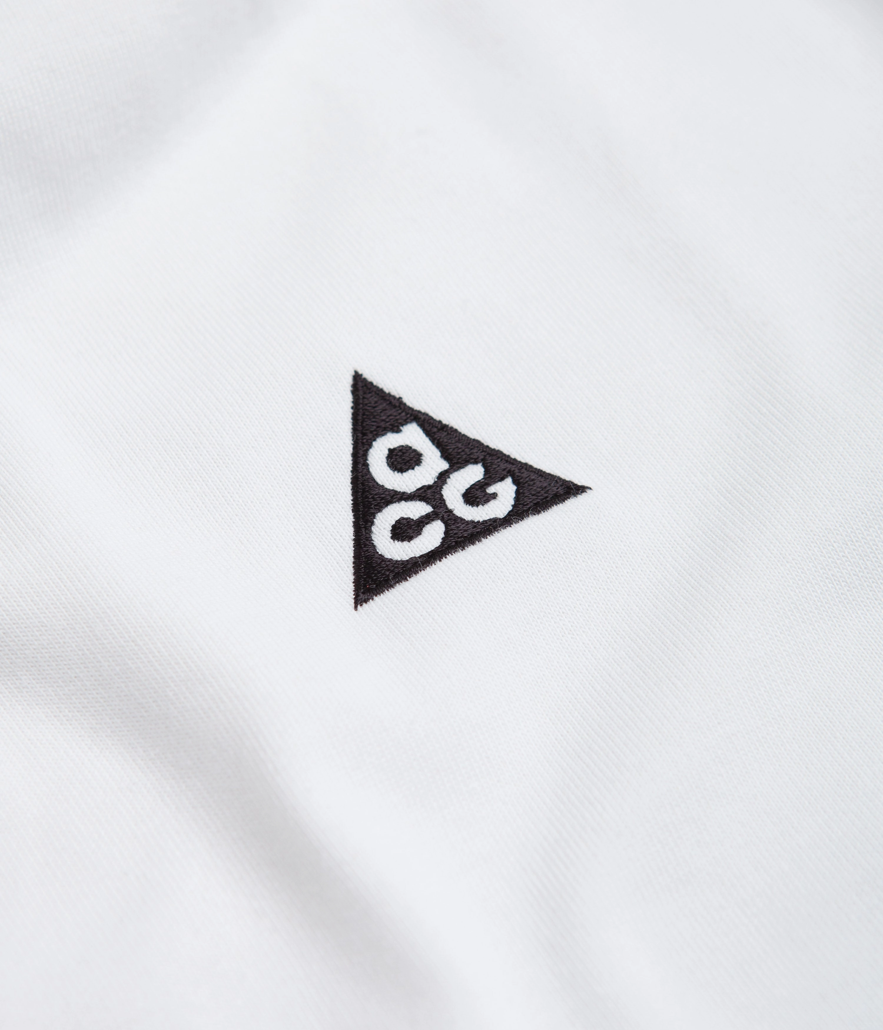 Nike ACG LBR T-Shirt - Summit White UltraSoftBrushedInterior Beach relaxation