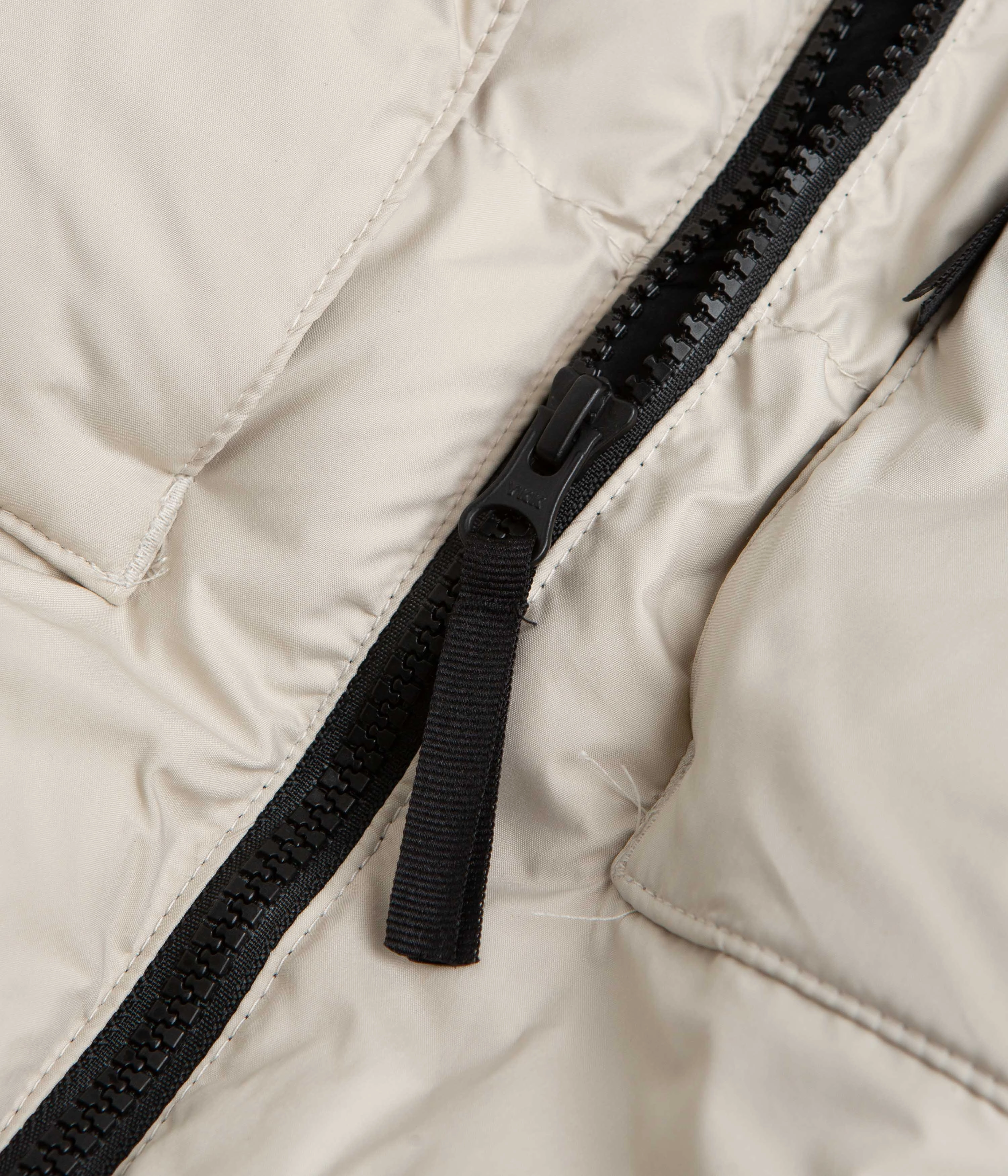 Simple Chill Piece Weight Distribution System Columbia Ballistic Ridge Oversized Puffer Jacket - Dark Stone / Black
