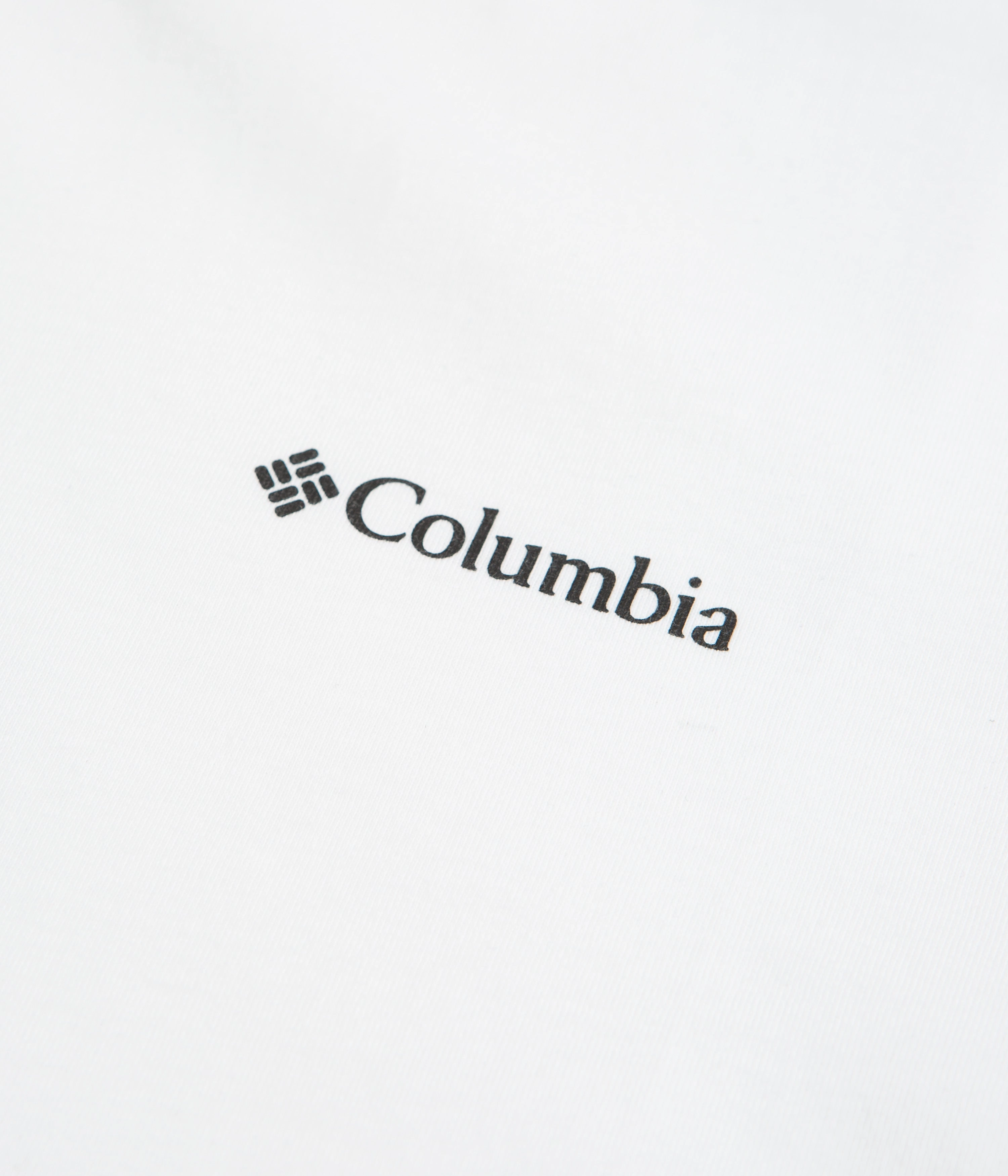 Camping attire Columbia CSC Basic Logo T-Shirt - White / LC CSC Branded Graphic