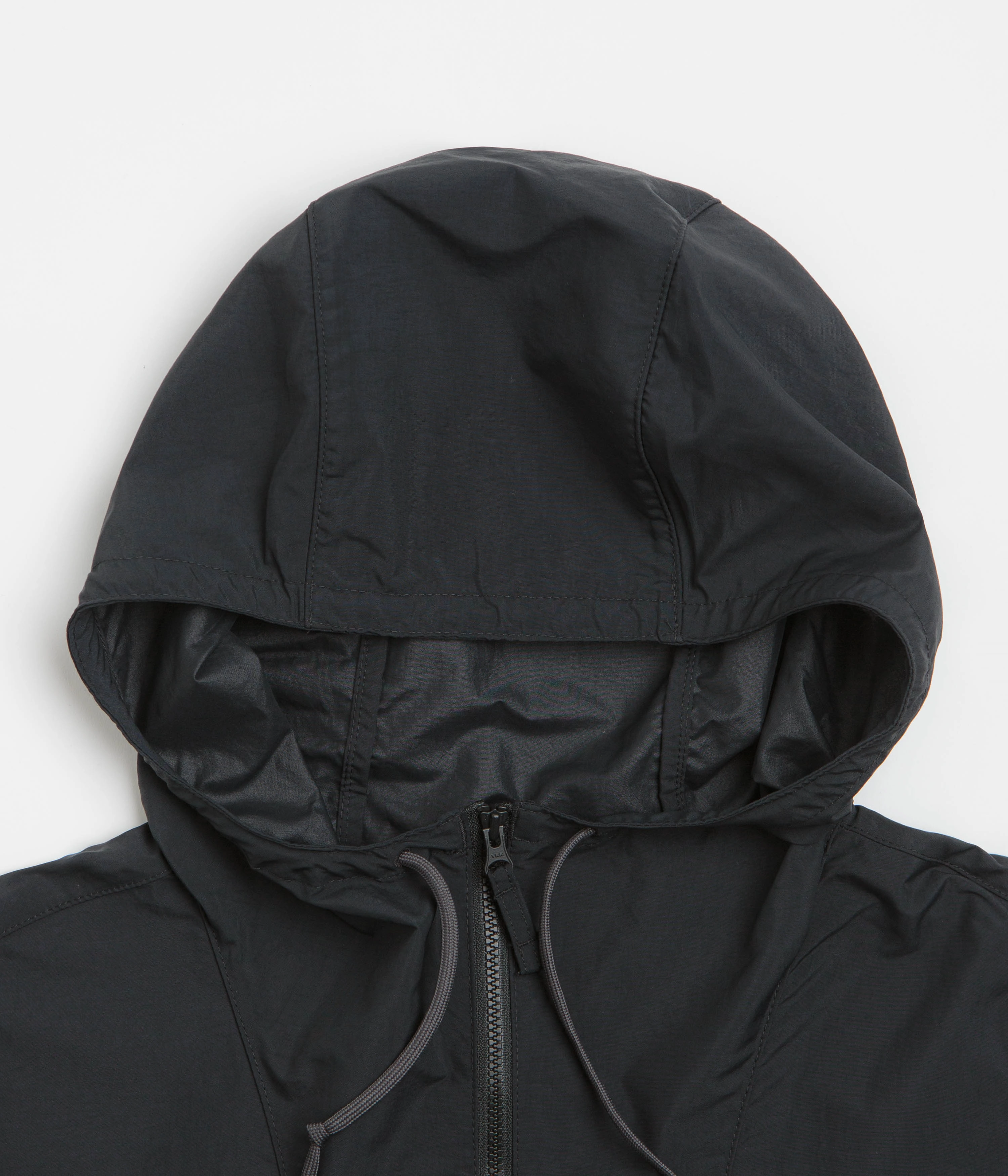 Trail To Town LowProfileStitching Columbia Spire Valley Hooded Windbreaker Jacket - Black / Shark