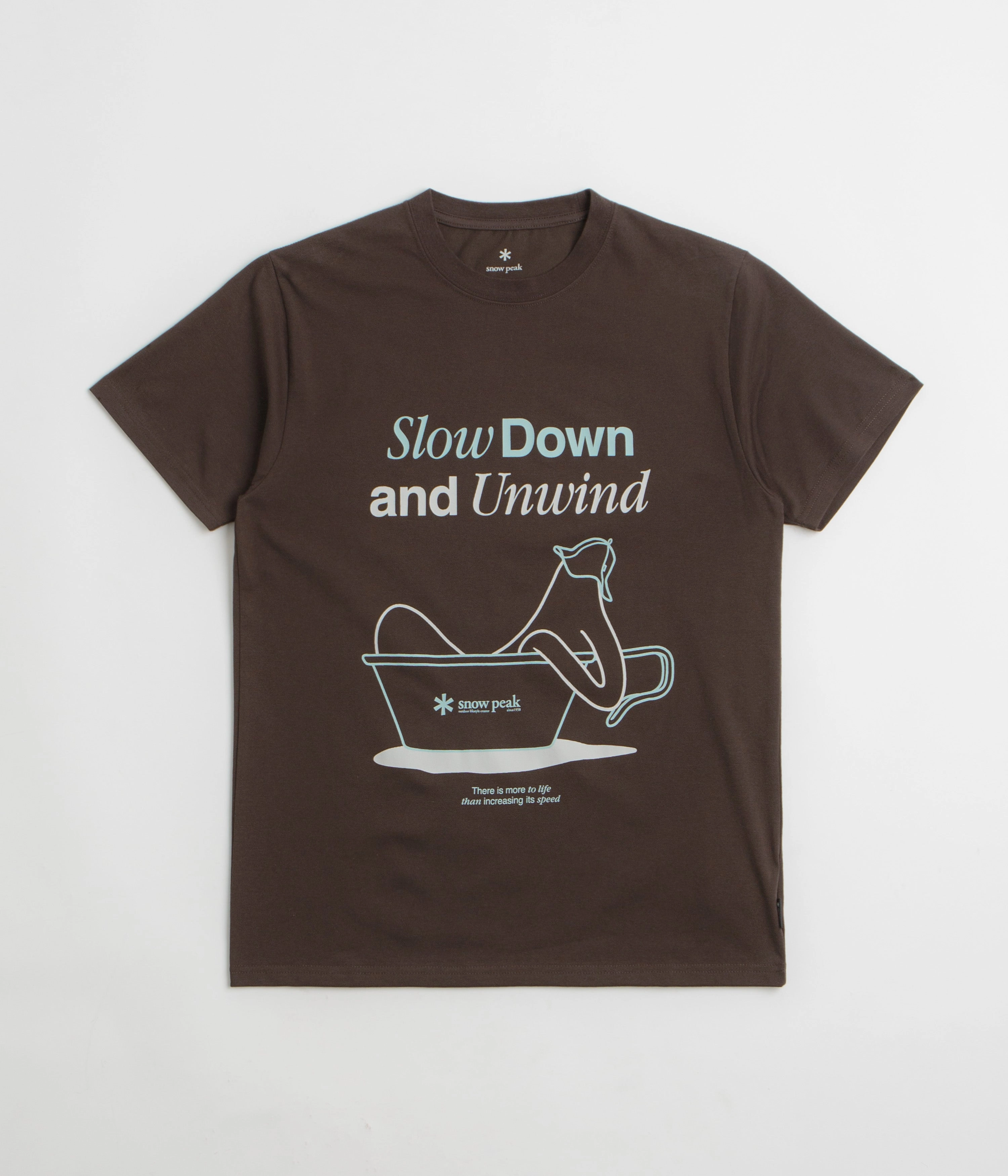Ribbed collar Perfect Comfort Wear Snow Peak Relaxation T-Shirt - Dark Brown