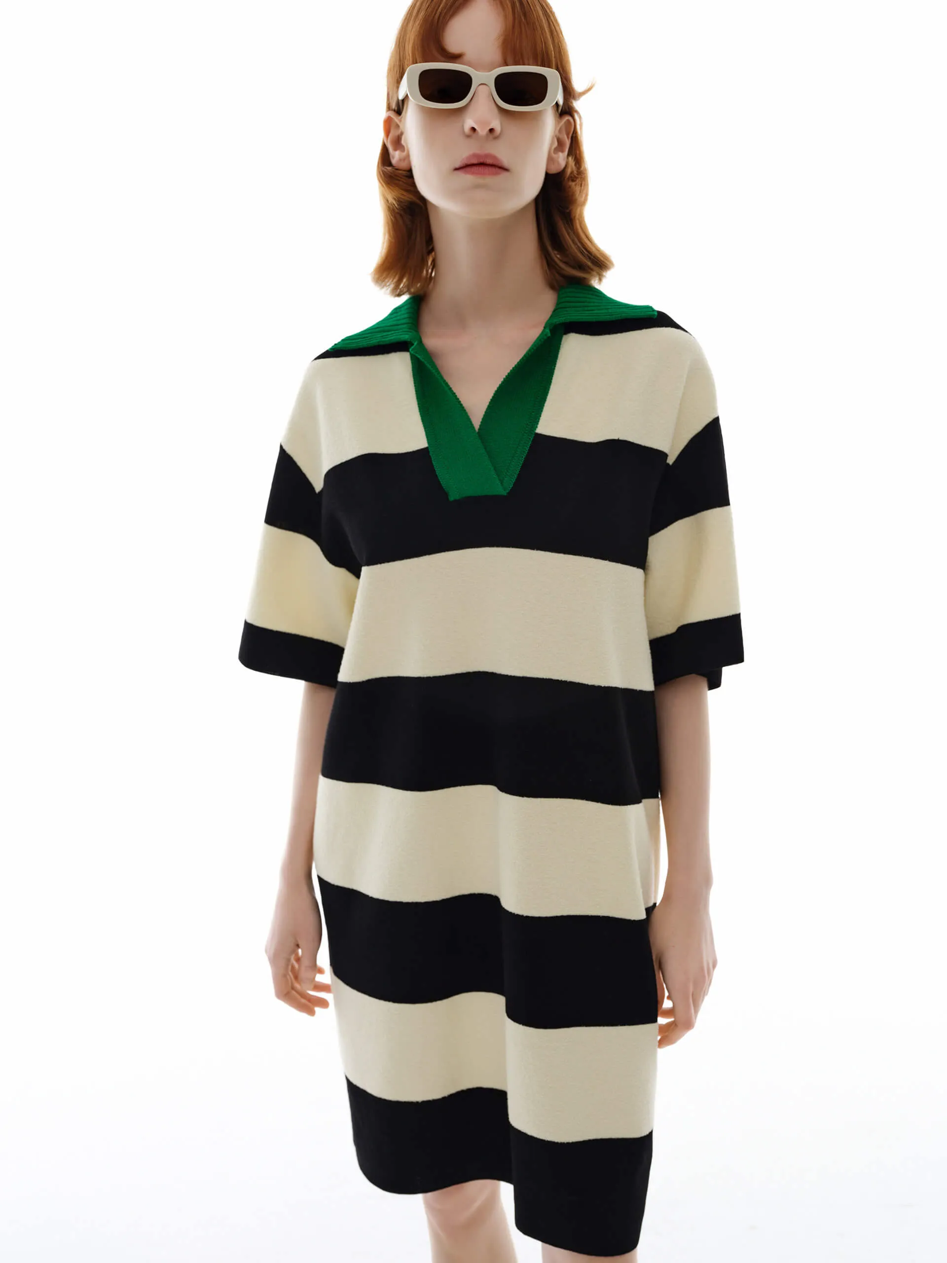 Light Shape Fresh Fit Contrast Collar Striped Dress