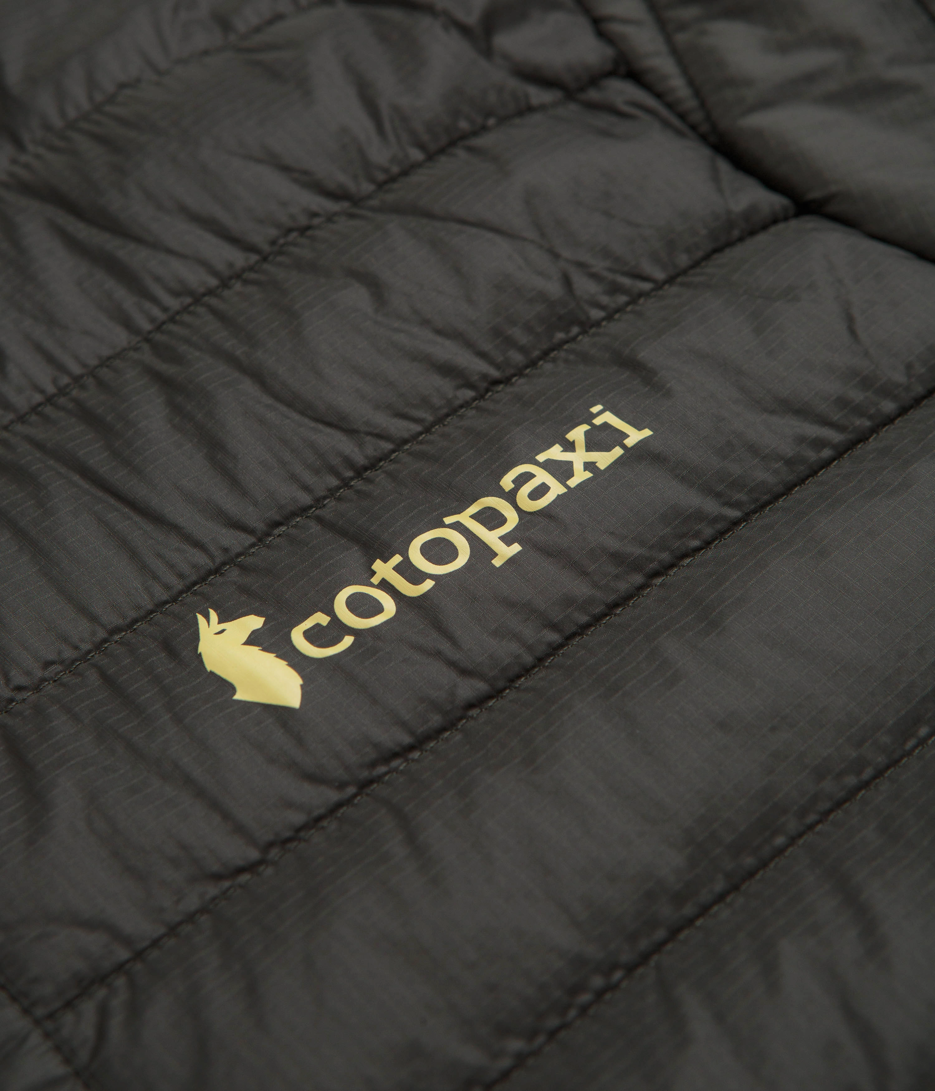 Bonded Collars Magnetic Fastenings Cotopaxi Capa Insulated Jacket - Cotopaxi Iron