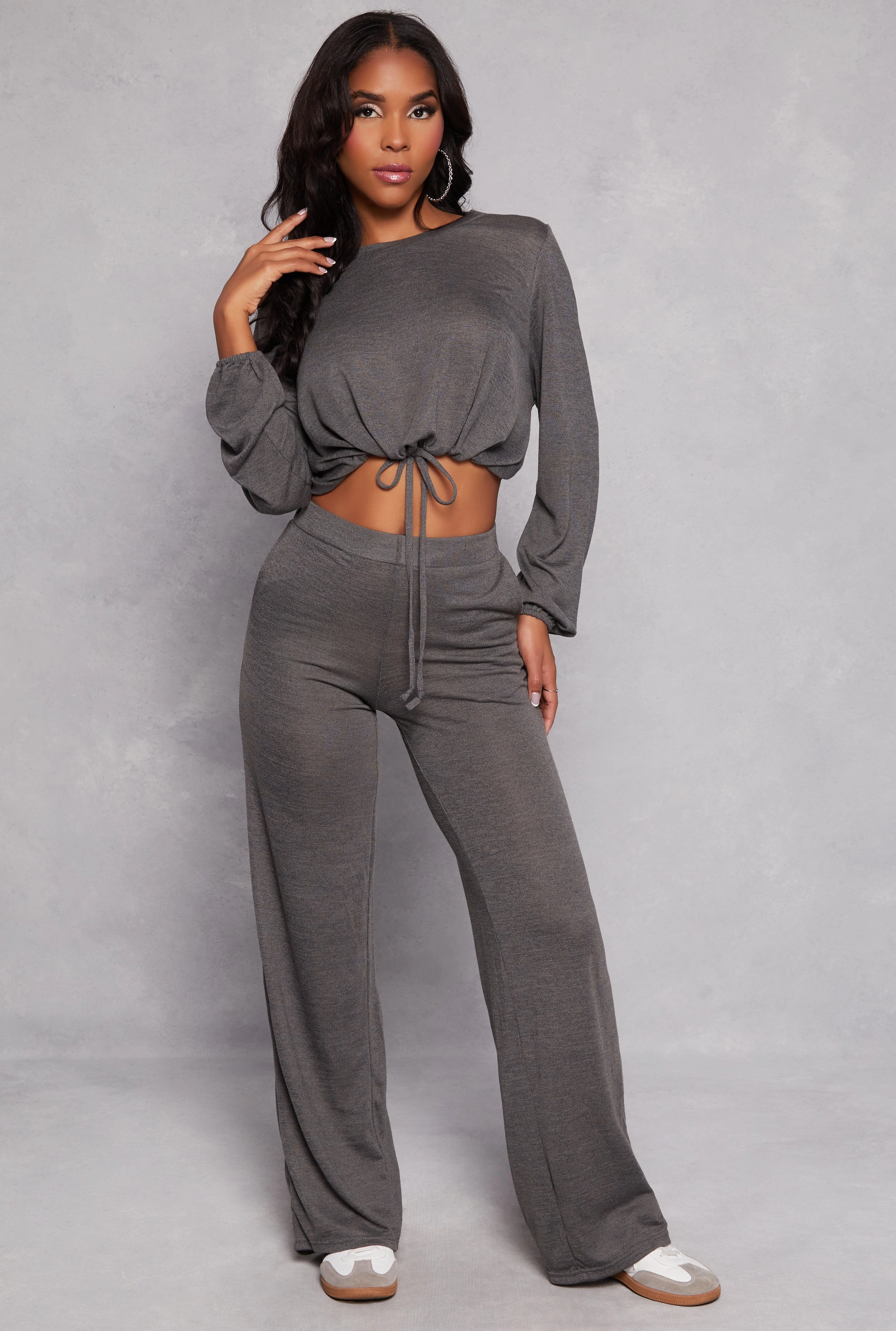 Loose - fitting Weekend - wear Daisy Drawstring Hem Long Sleeve Crop Top