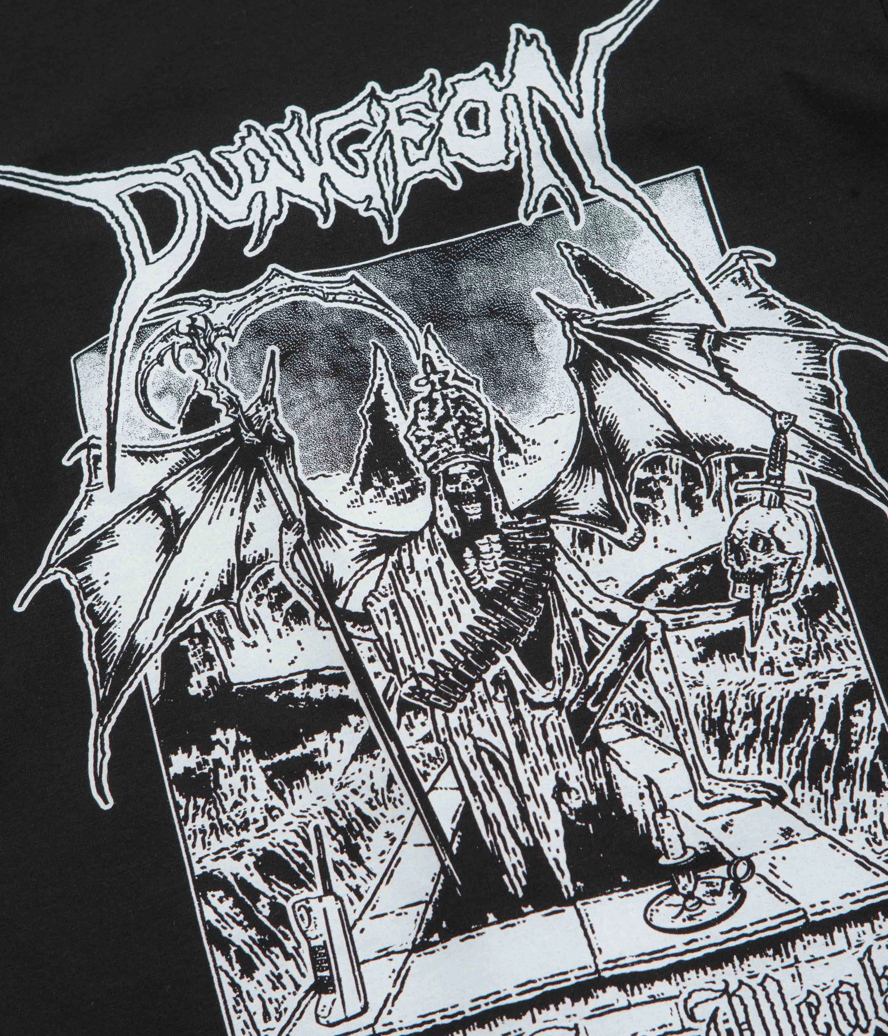 Dungeon Grave Retreat T-Shirt - Black Chic Style Trend Anti-pilling