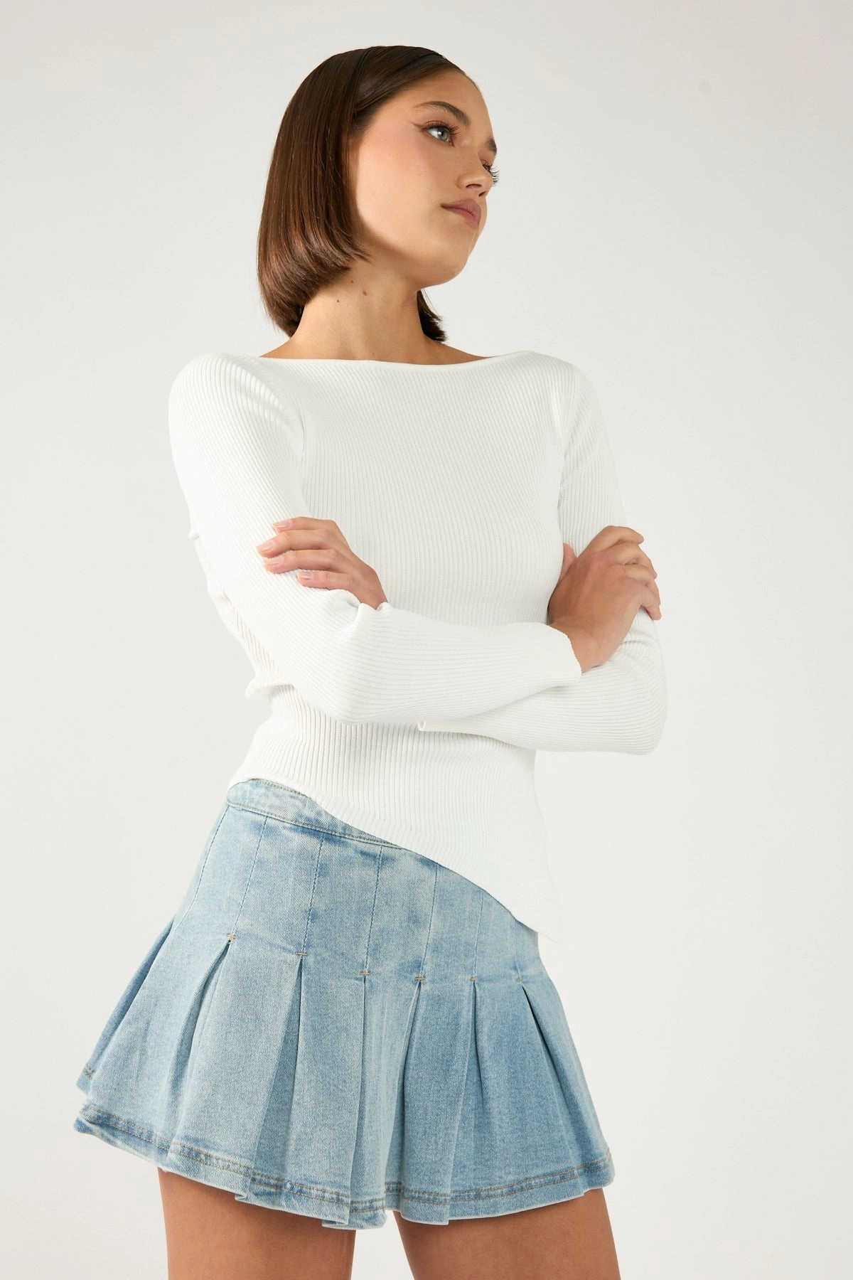 Perfect Stranger Georgie Pleated Denim Mini Skirt Light Blue Denim Iconic Style