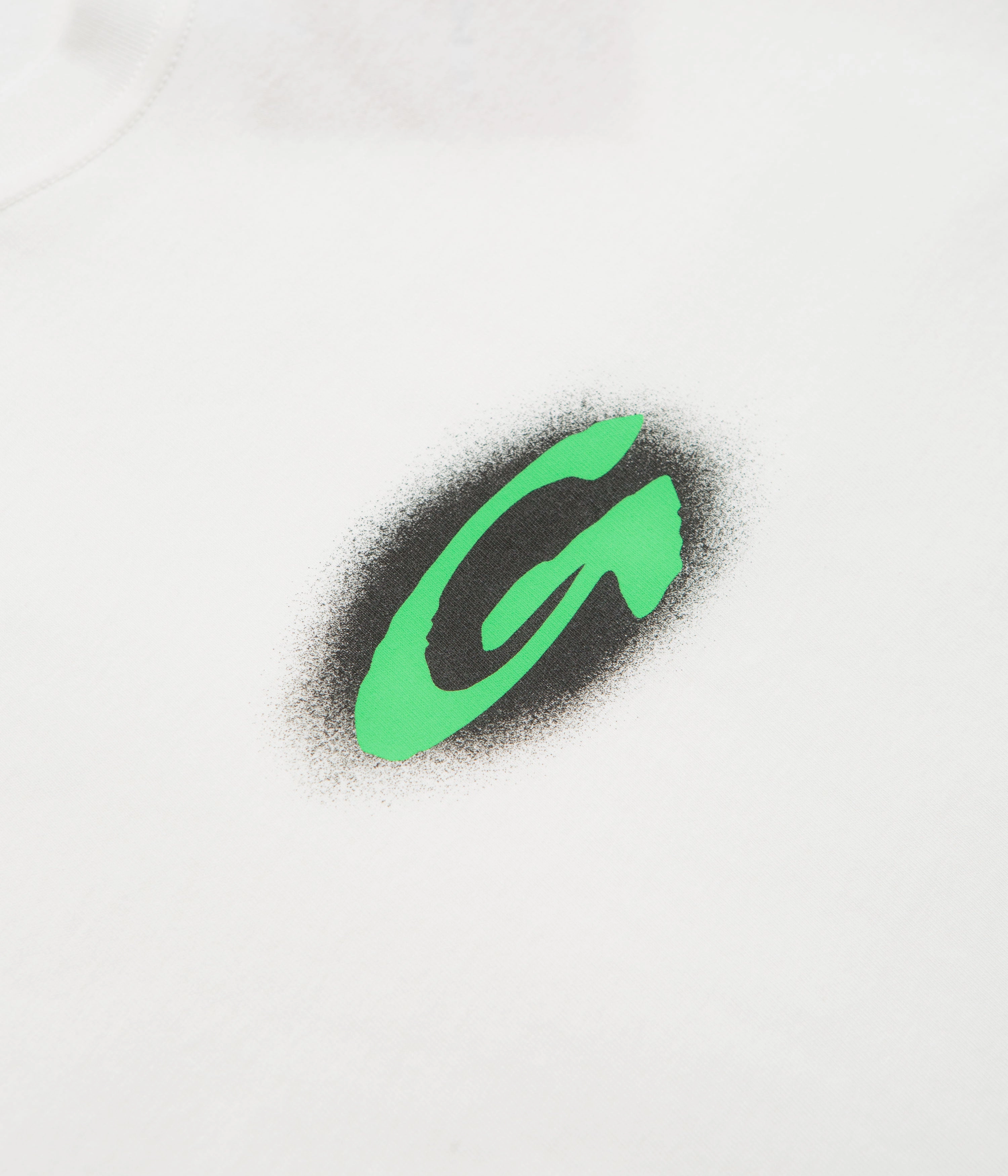 RelaxedFit Smart Design Gramicci G-Blur T-Shirt - White / Green