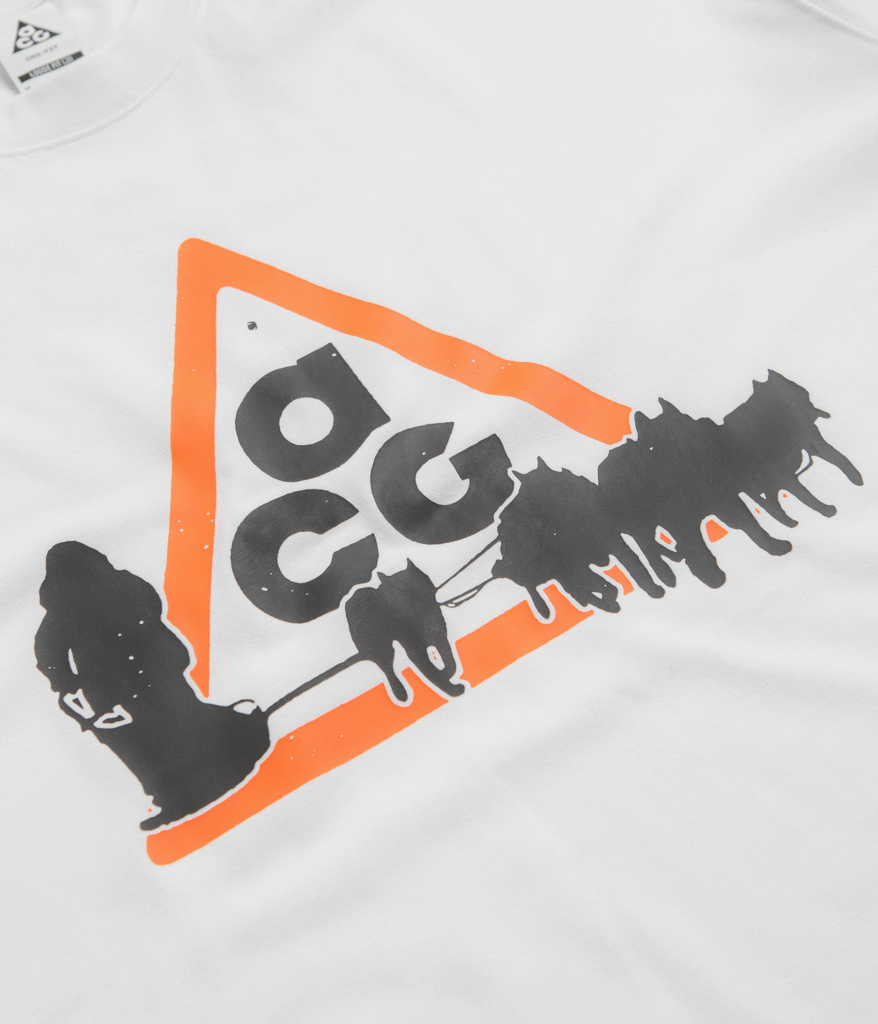 Playful Design Effortless Vibe Nike ACG Dog Sled T-Shirt - Summit White