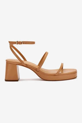 Resort Ready High-Comfort Fit Gio Sandal In Tan Leather