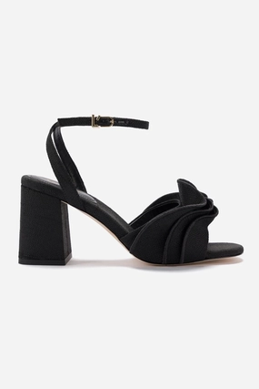 Selena Ruffle Sandal In Black Raffia Comfy Sandals for Travel Comfortable all-day wear