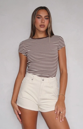 Party outfit Fresh Look Emerson Denim Shorts Cream