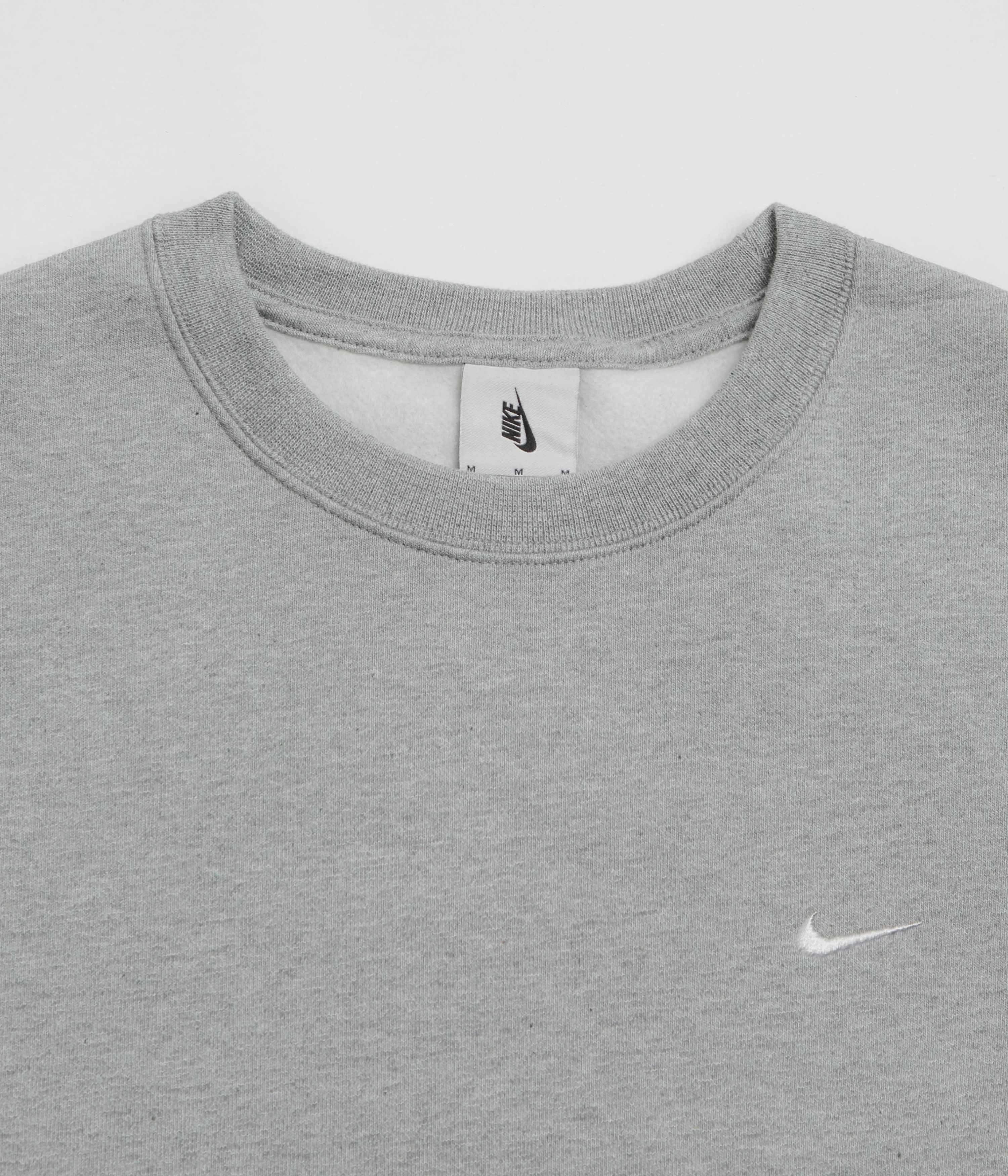 Simple Knit Nike Solo Swoosh Crewneck Sweatshirt - Dark Grey Heather / White