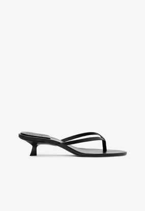 Carolyn Sandal Graceful elegant design
