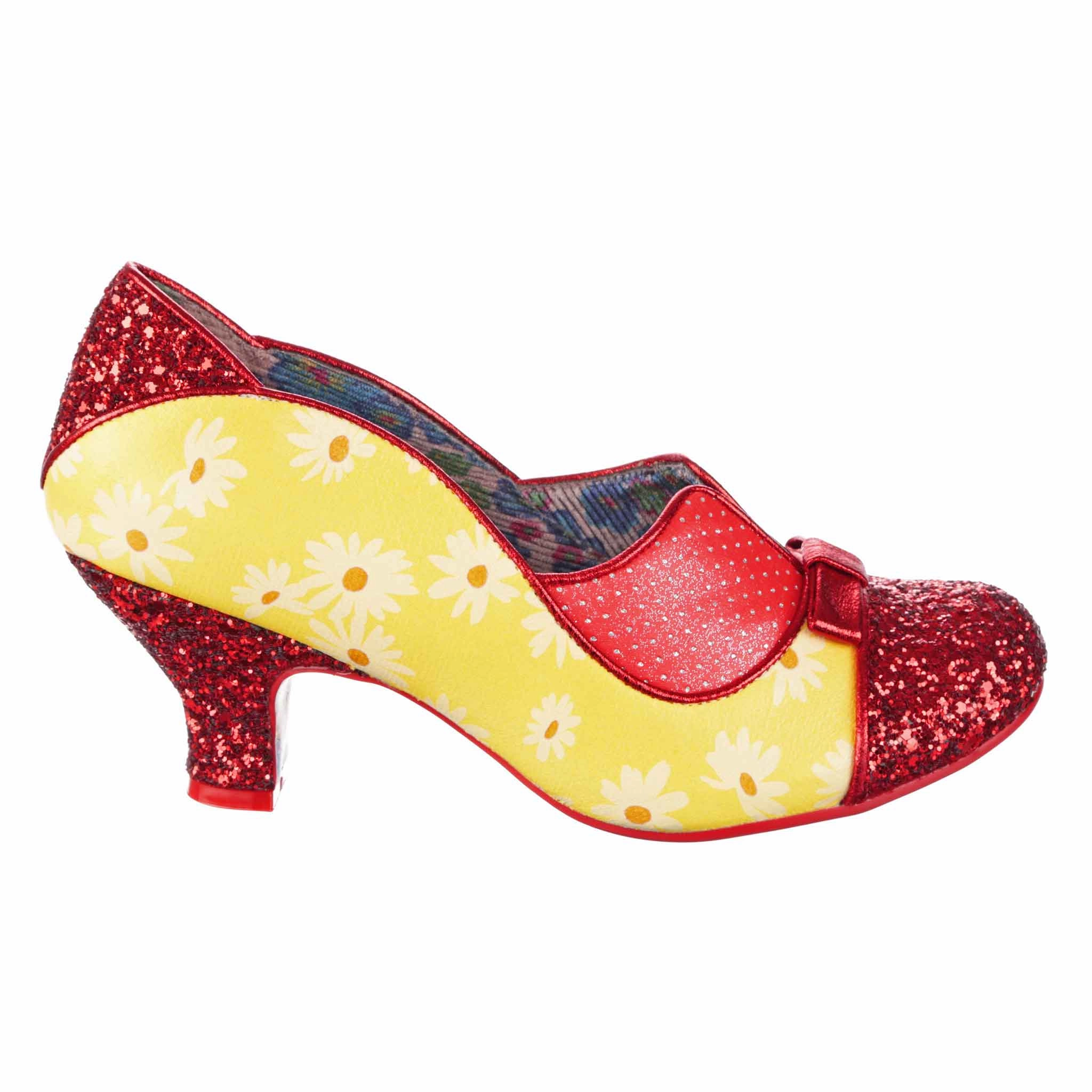 Glam Heeled Sandals Hold Up Wide Fit