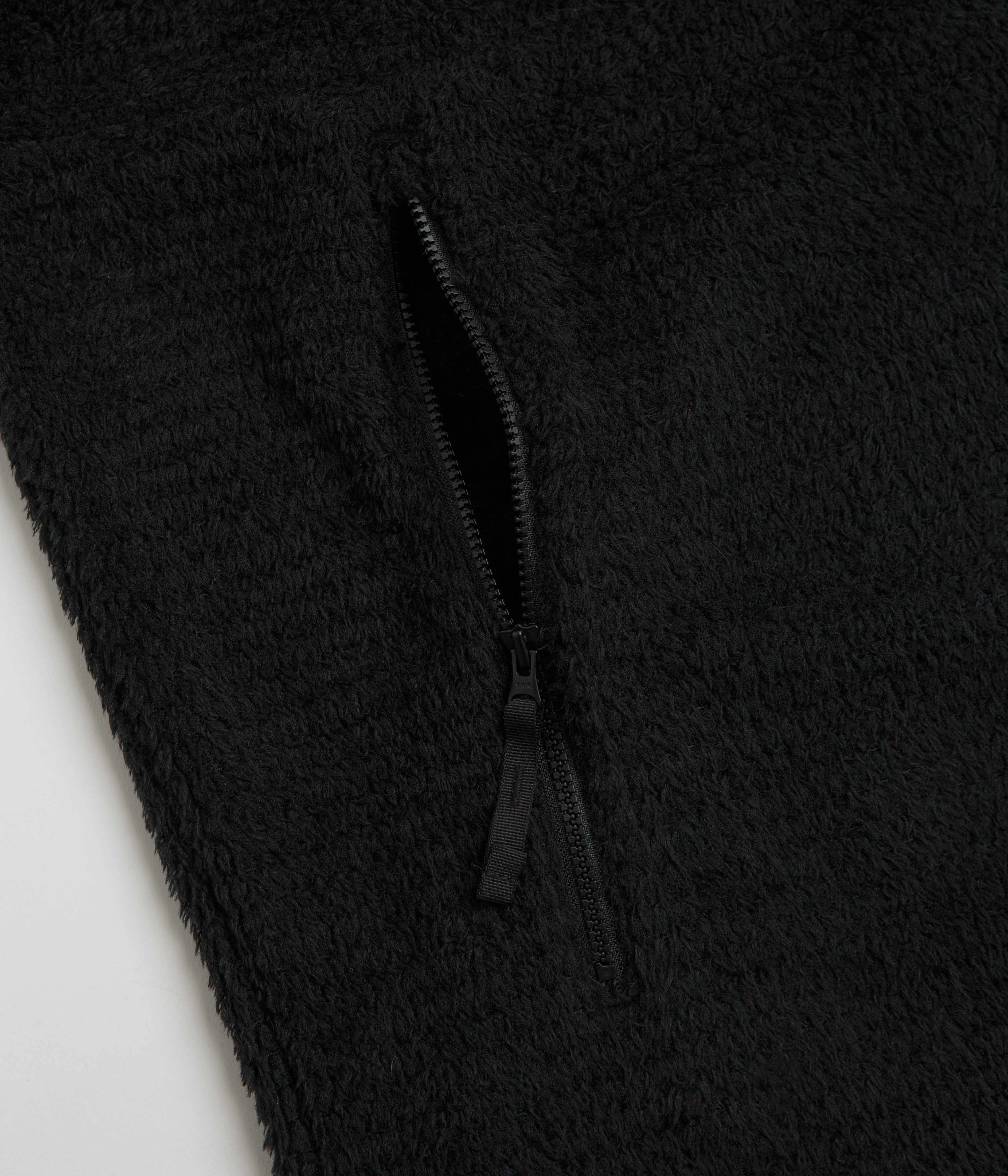 Snow Peak Thermo Control Sweatshirt - Black Ventilated Underarm Cozy Fashion