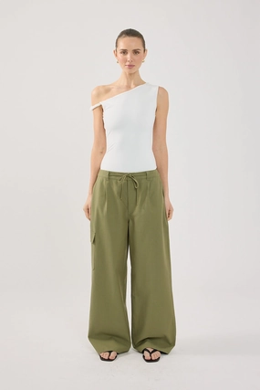 Perfect Stranger Jayden Mid Rise Cargo Tailored Pant Khaki Moisture wicking Athletic Flex Wear