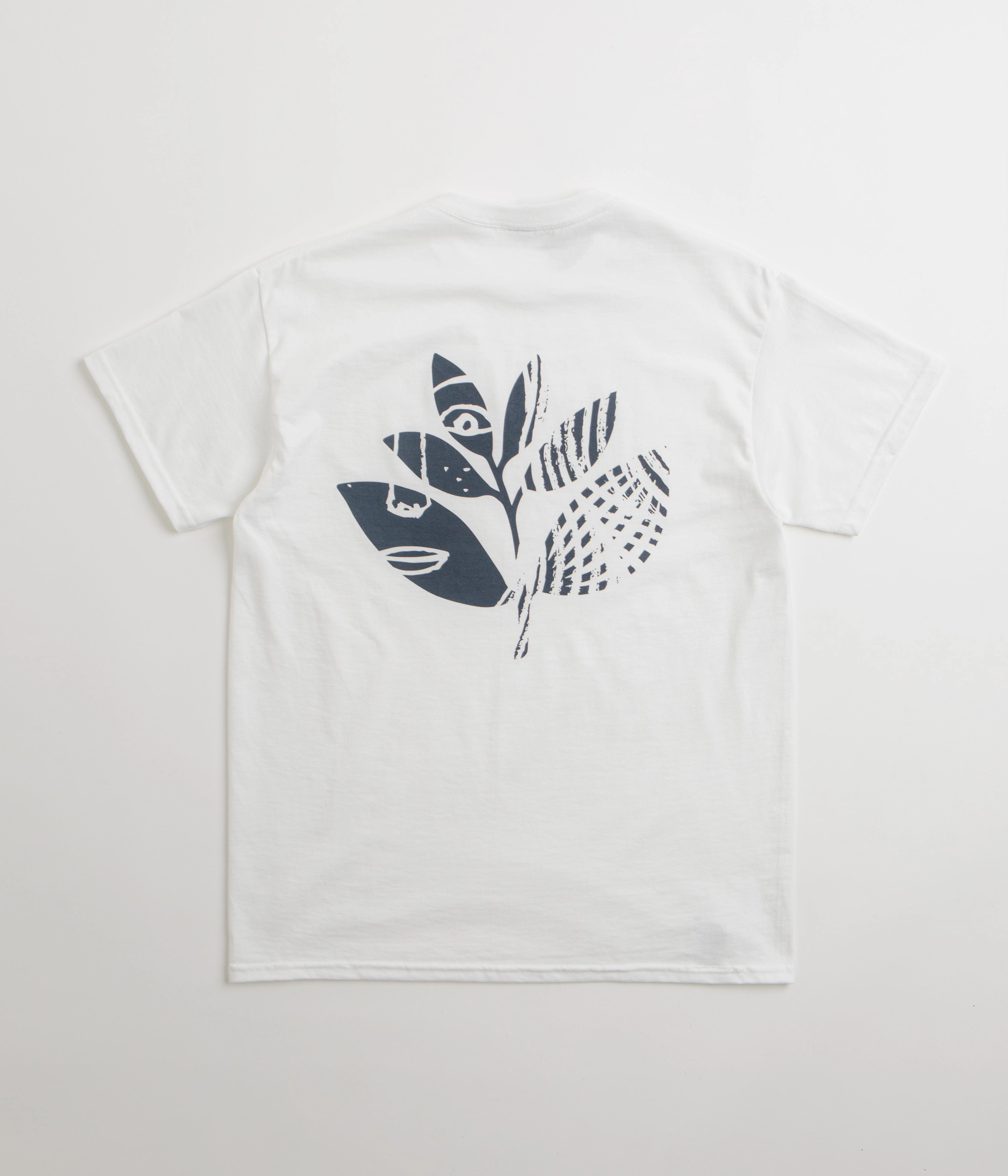 Magenta Femme T-Shirt - White Versatile Fit