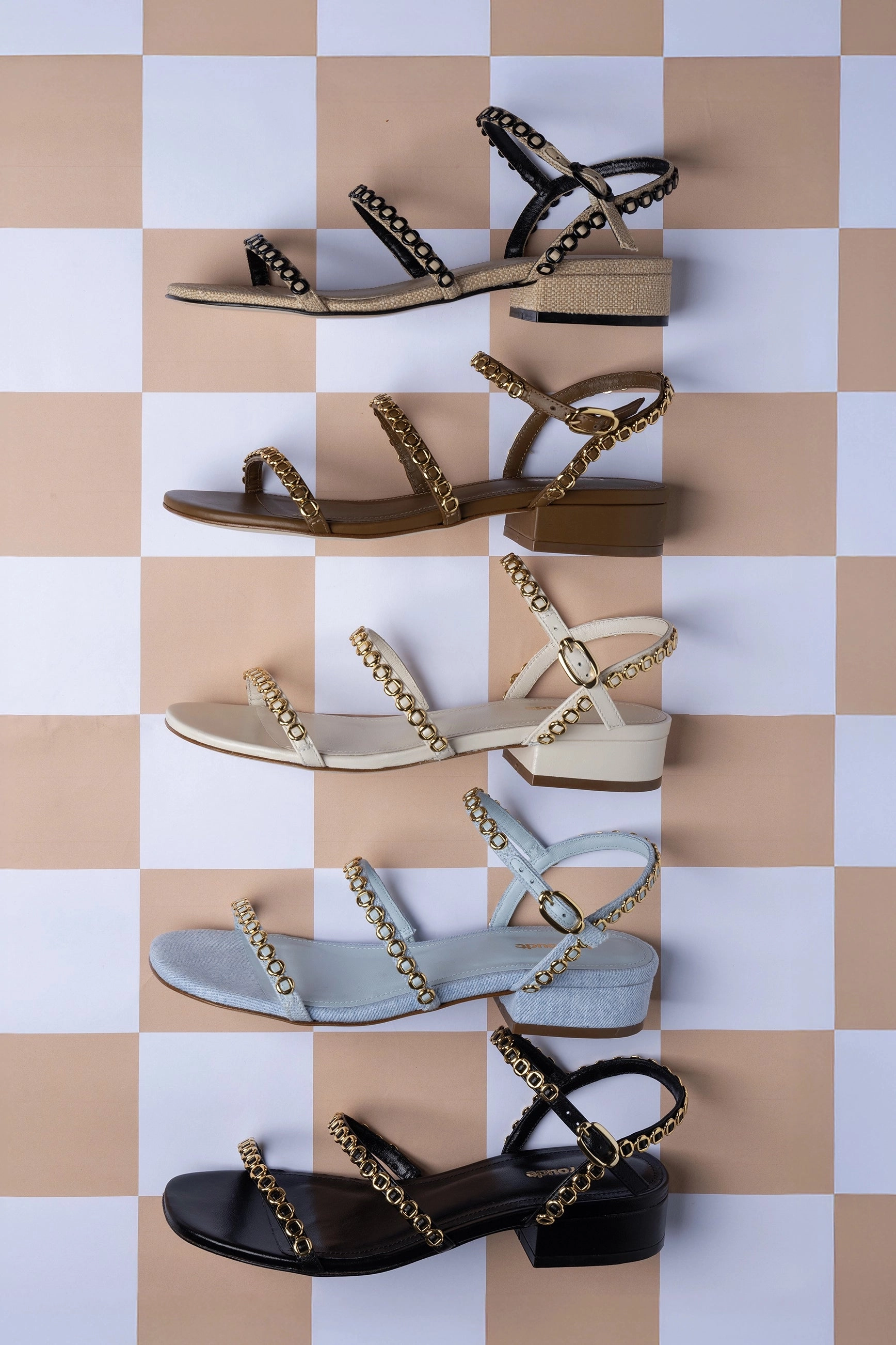 Milanina Flat Sandal In Beige Raffia Soft Step Narrow Fit