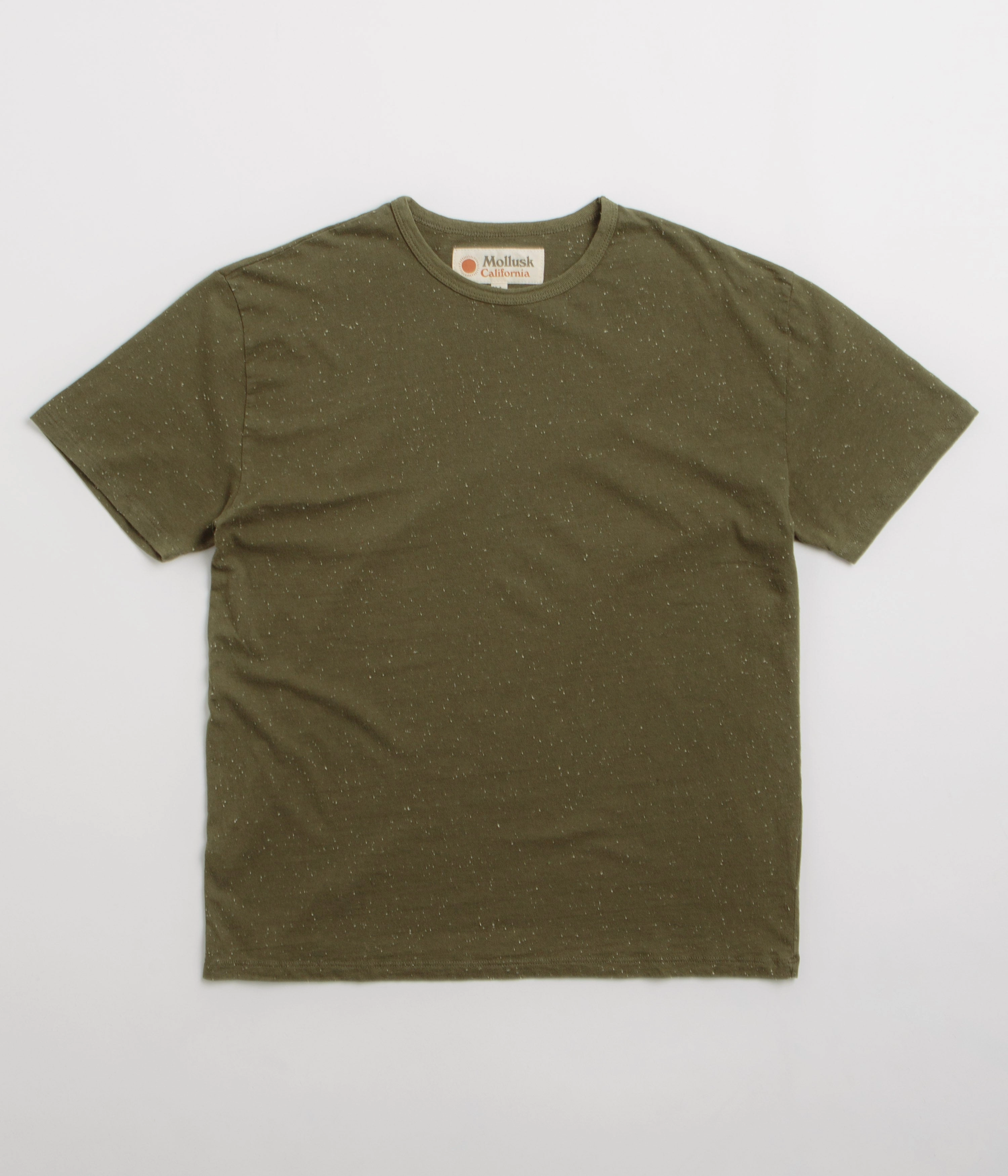 Minimalist Look EcoFriendlyMaterial Mollusk Cosmos T-Shirt - Dark Mash Green