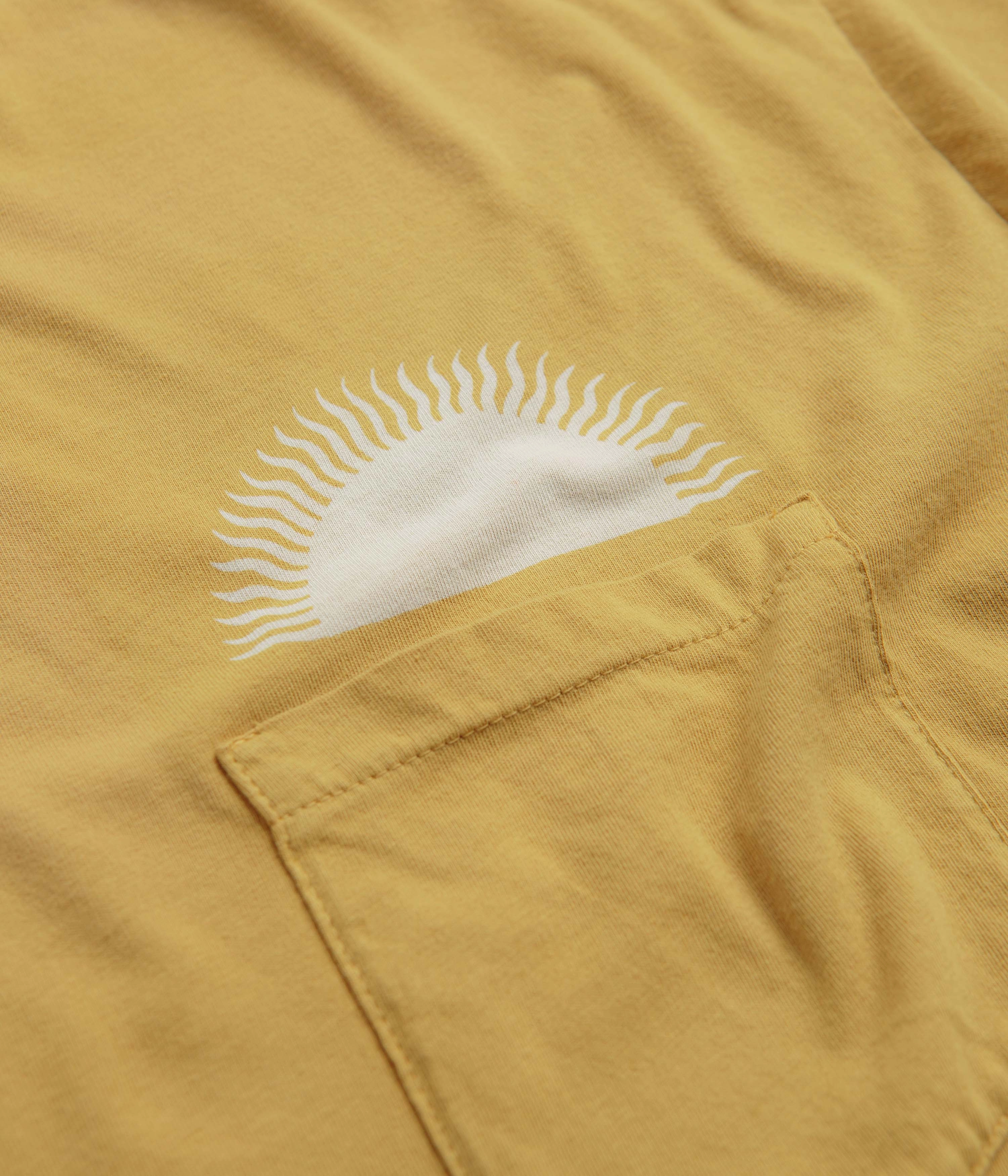 Stretch Knit Airflow Ventilation Design Mollusk Country Sun T-Shirt - Mustard