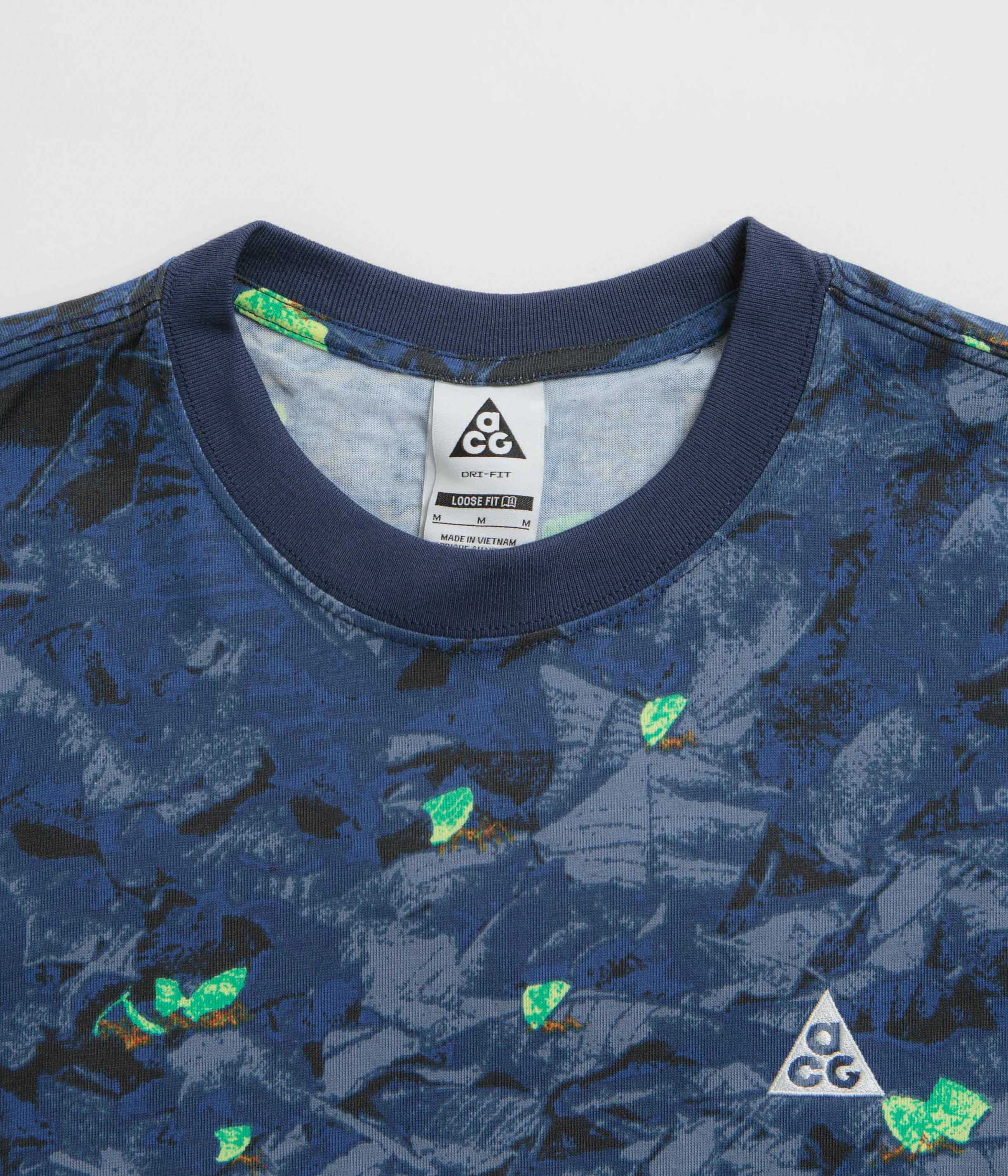 Outdoor Leisure Look Nike ACG Leafcutter T-Shirt - Midnight Navy