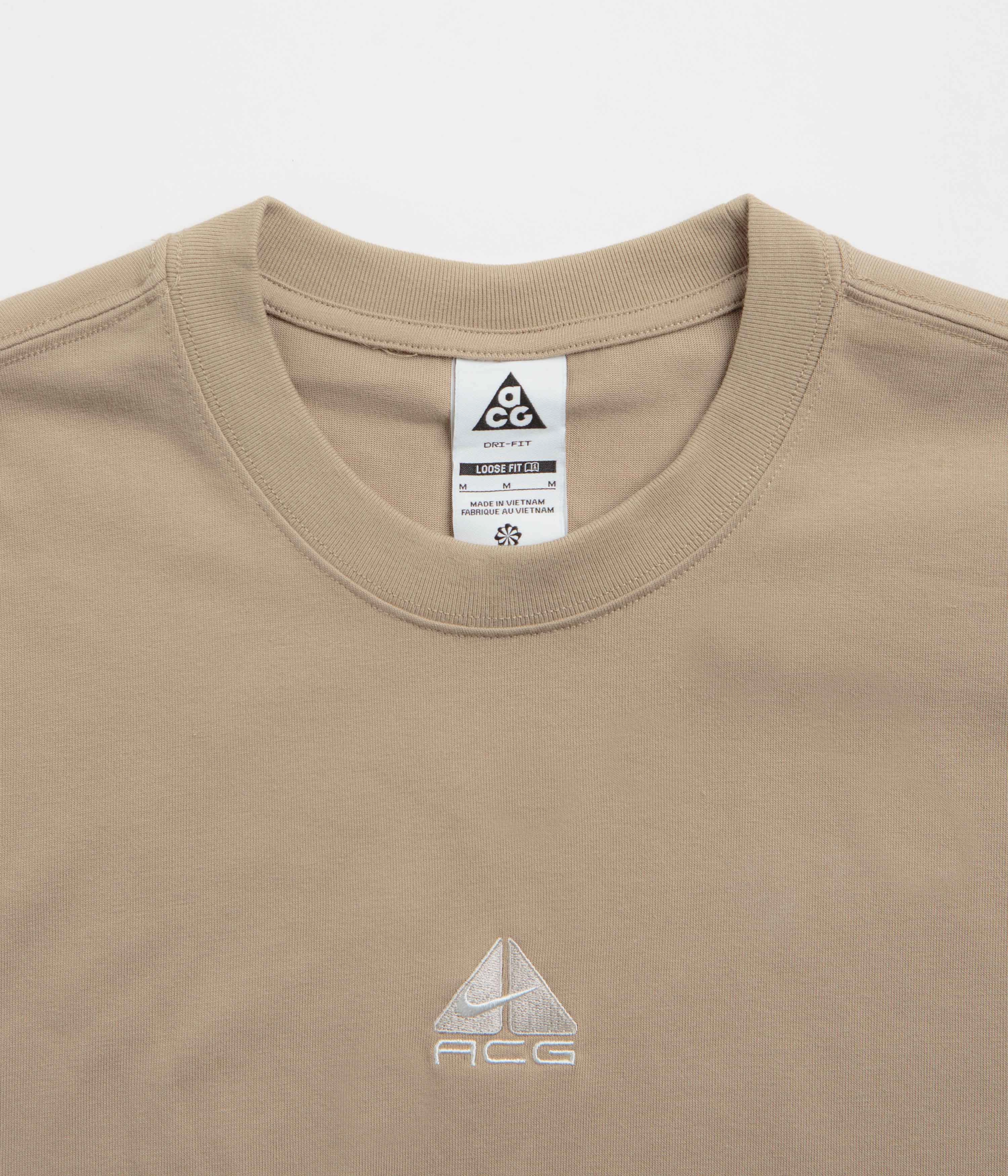 Nike ACG Lungs T-Shirt - Khaki Comfortable Fit Wear