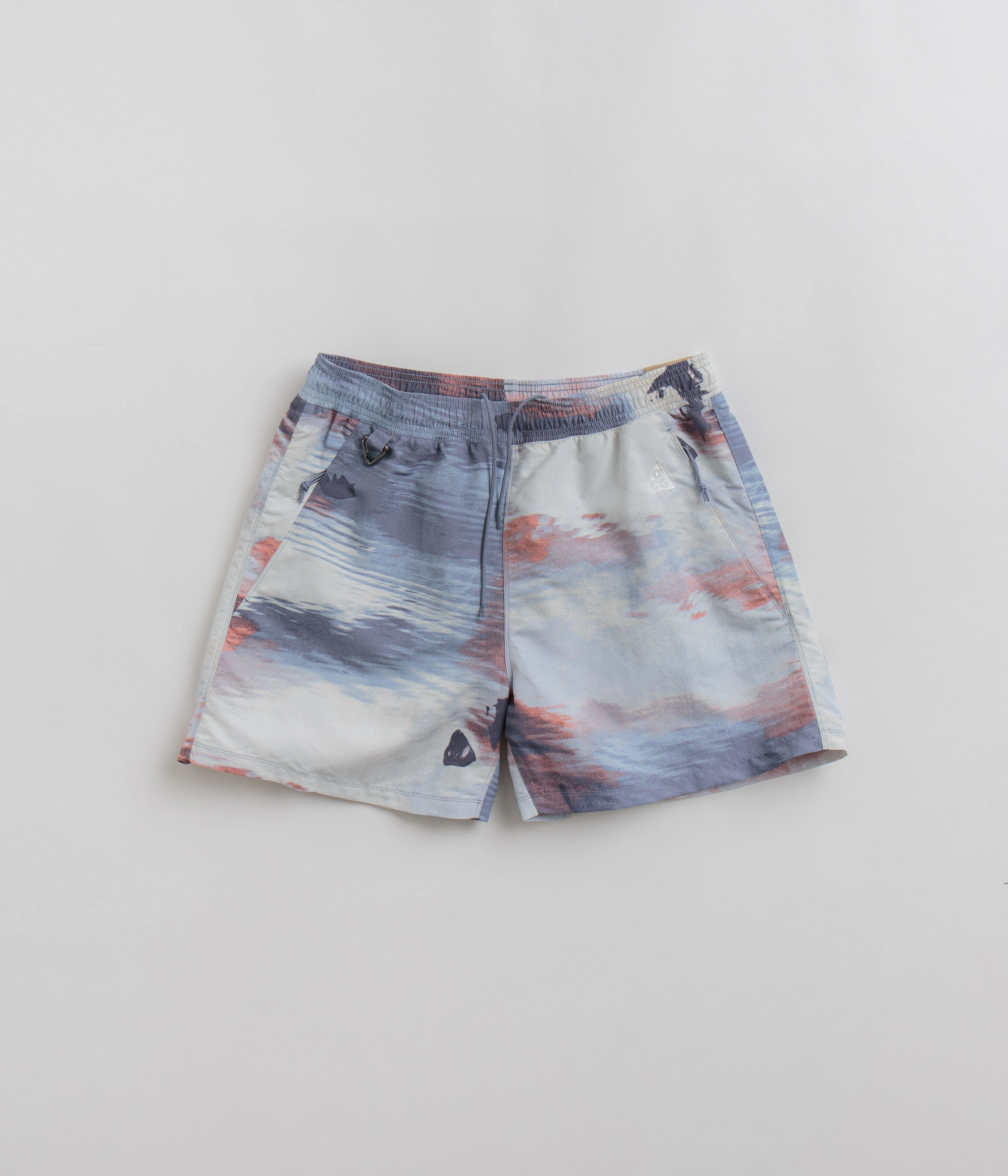 Frictionless Movement Chill Design Nike ACG Reservoir Goat Shorts - Ashen Slate / Light Armory Blue / Summit White