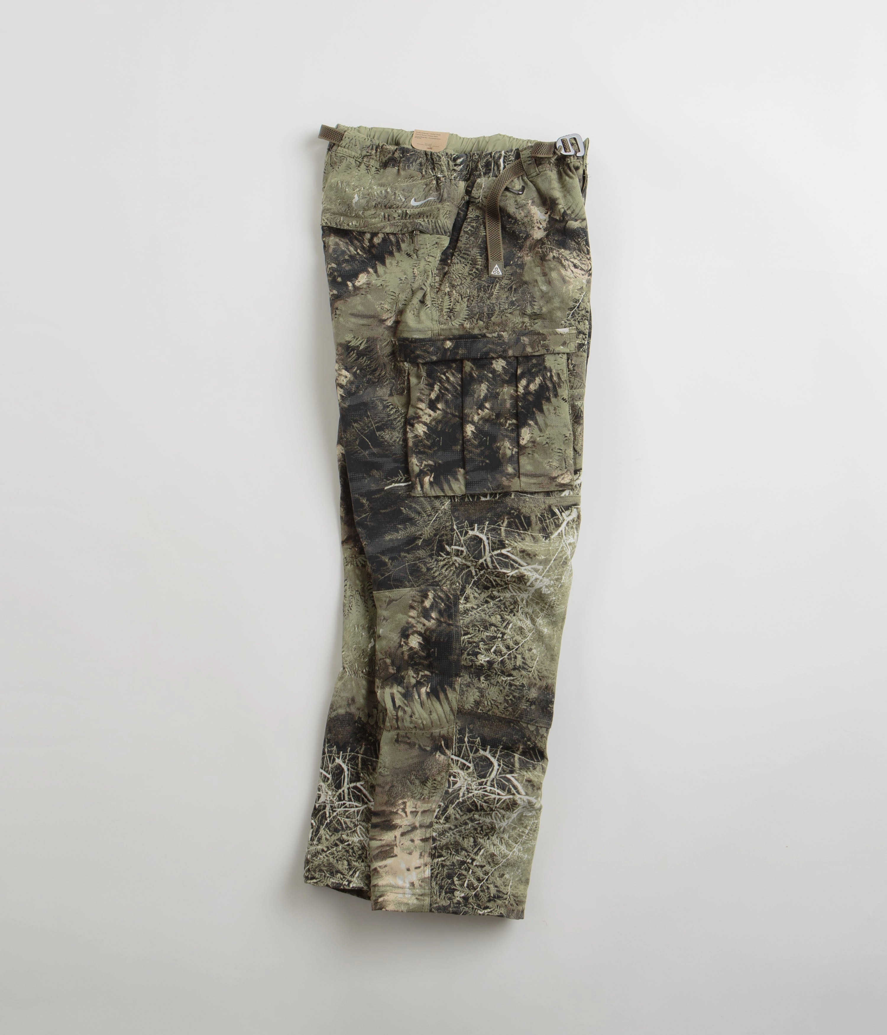Nike ACG Smith Summit Cargo Pants - Oil Green / Medium Olive / Reflective Silv Double Stitched Seams