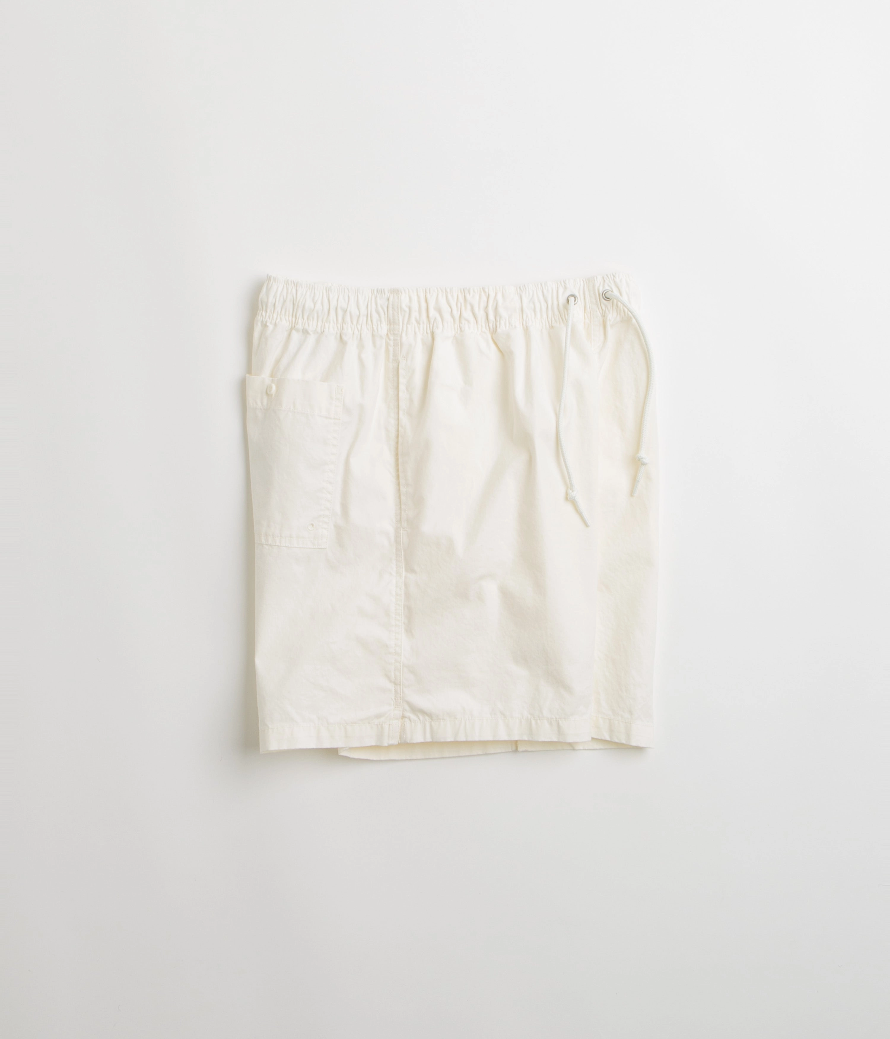 Nike Club Flow Wash Shorts - Sail / Sail Non Cling Material