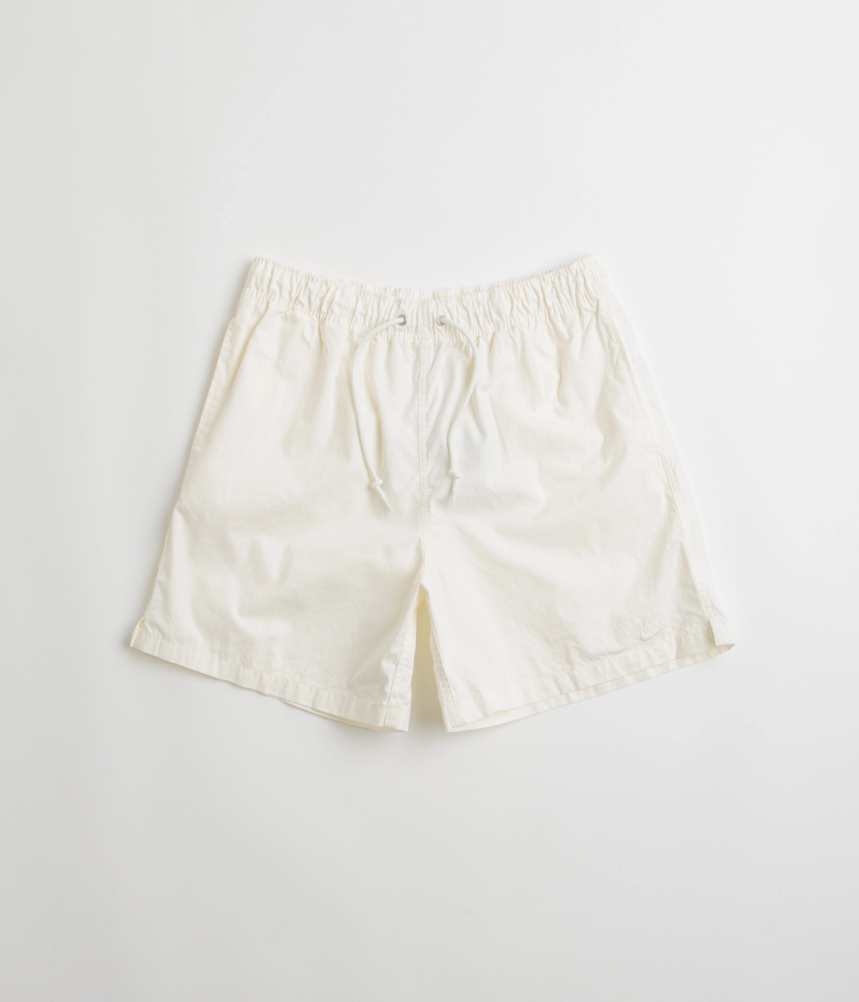Clean Finish Nike Club Flow Wash Shorts - Sail / Sail