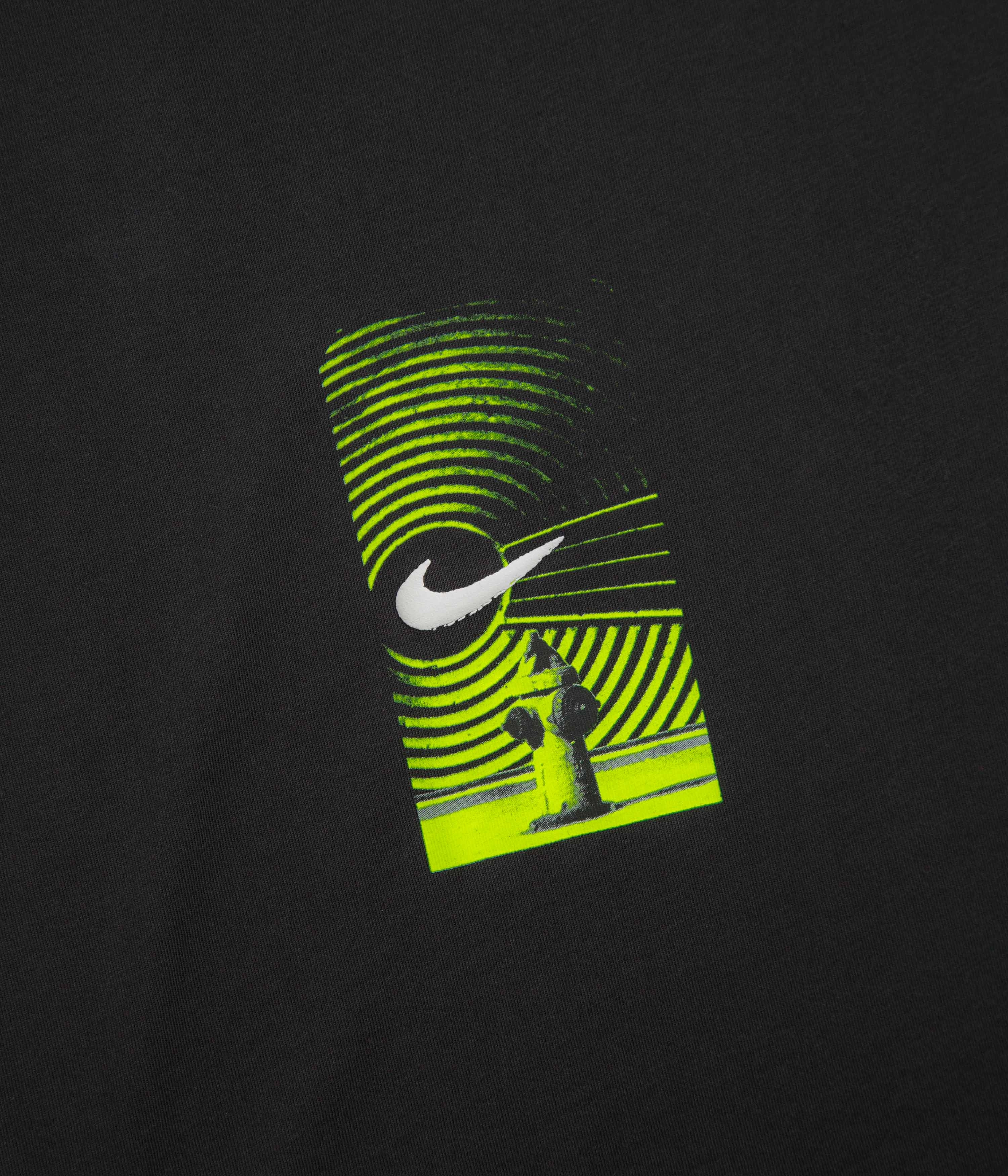 Nike SB Photo T-Shirt - Off Noir spring fashion Layering Essential