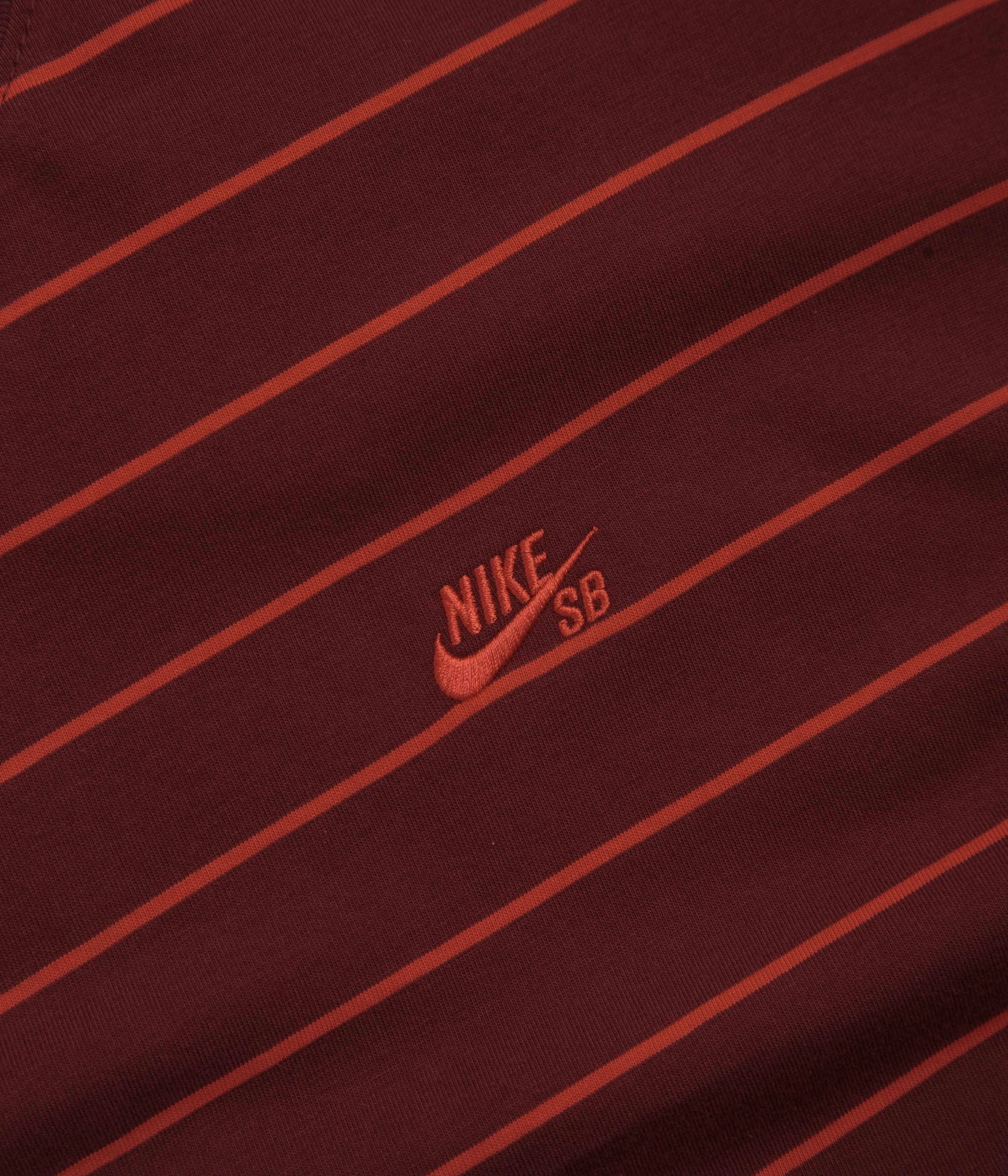 Nike SB Striped T-Shirt - Dark Team Red Layering Comfort