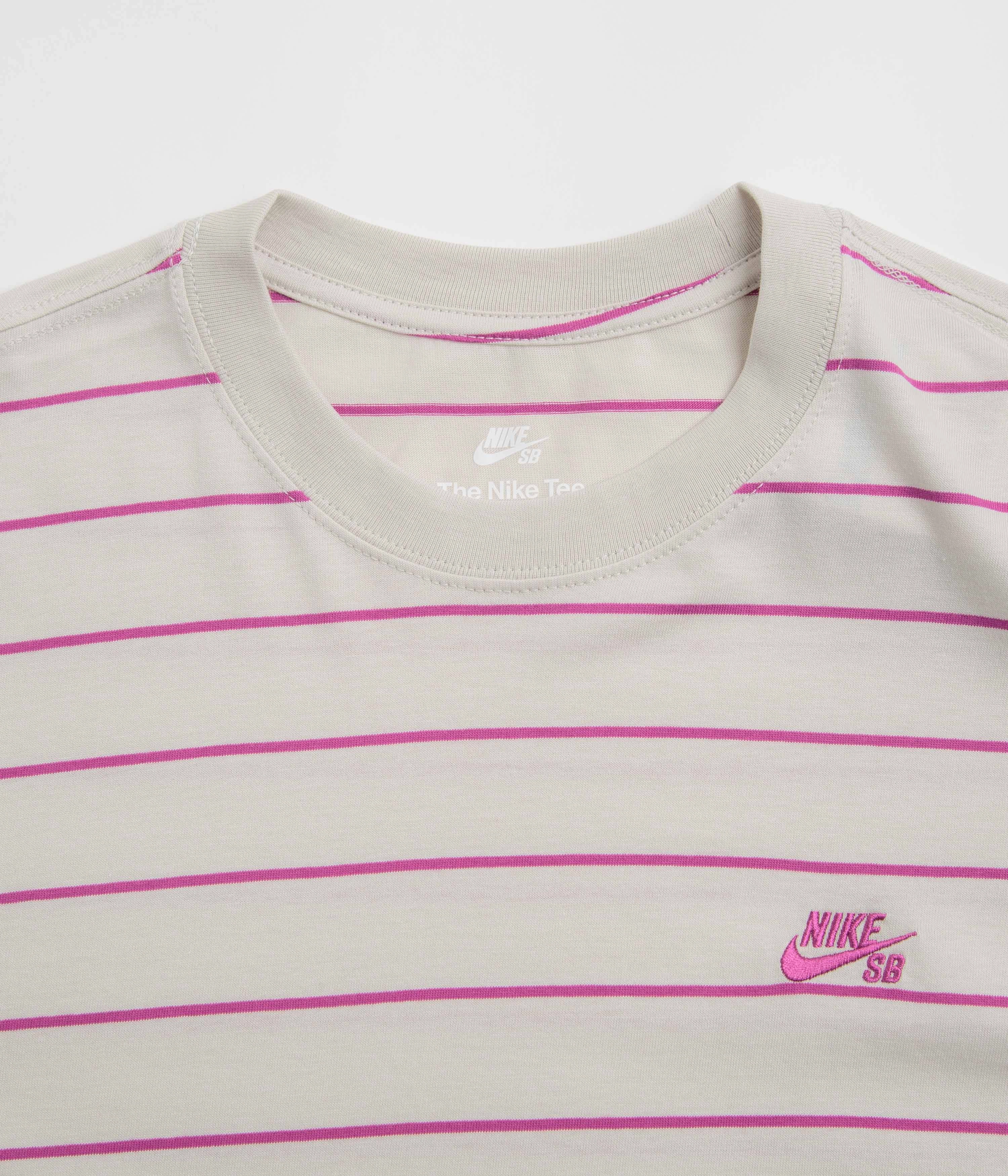 Nike SB Striped T-Shirt - Light Bone Breathable Look Practical Wear