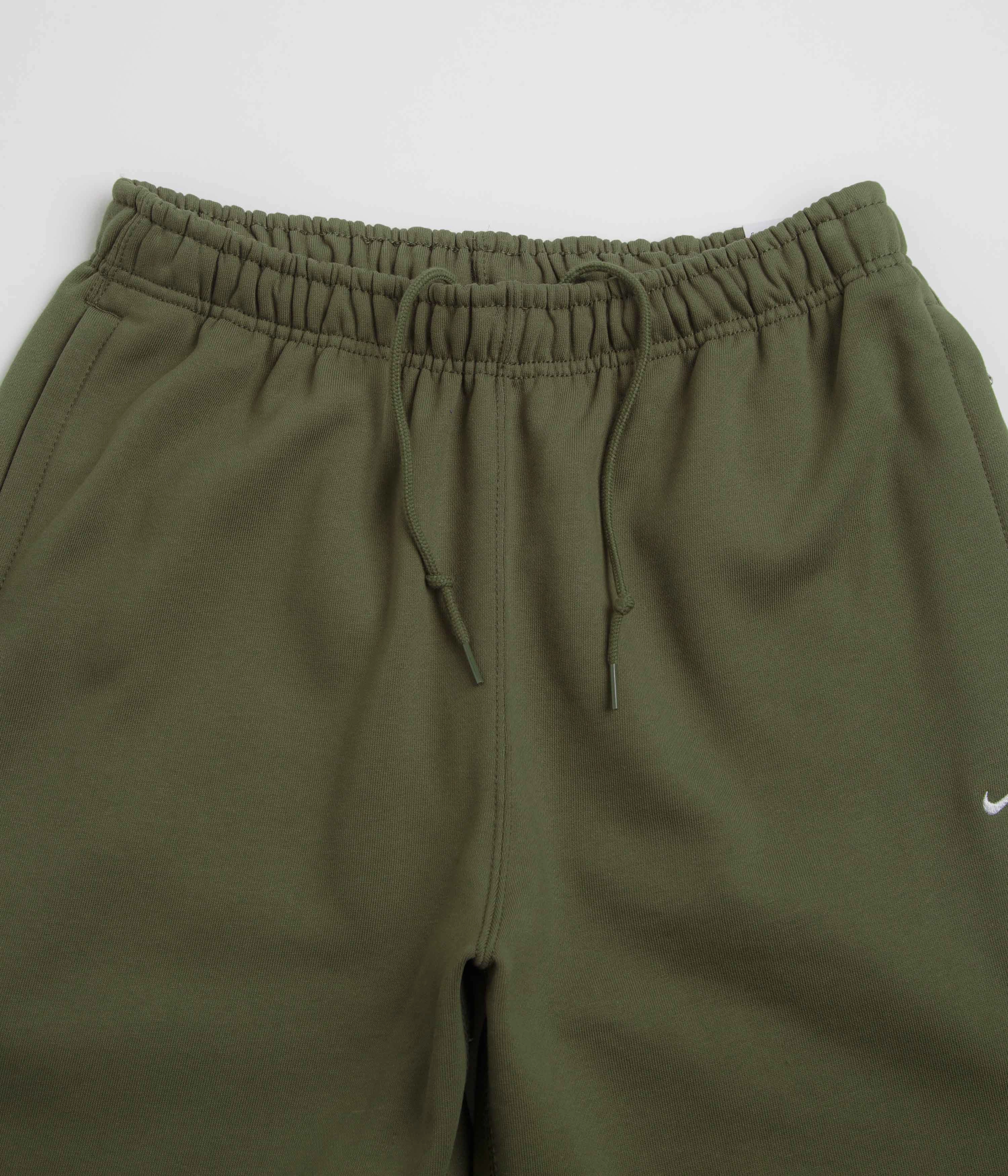 High Waist Nike Solo Swoosh Cuffed Sweatpants - Medium Olive / Medium Olive / White